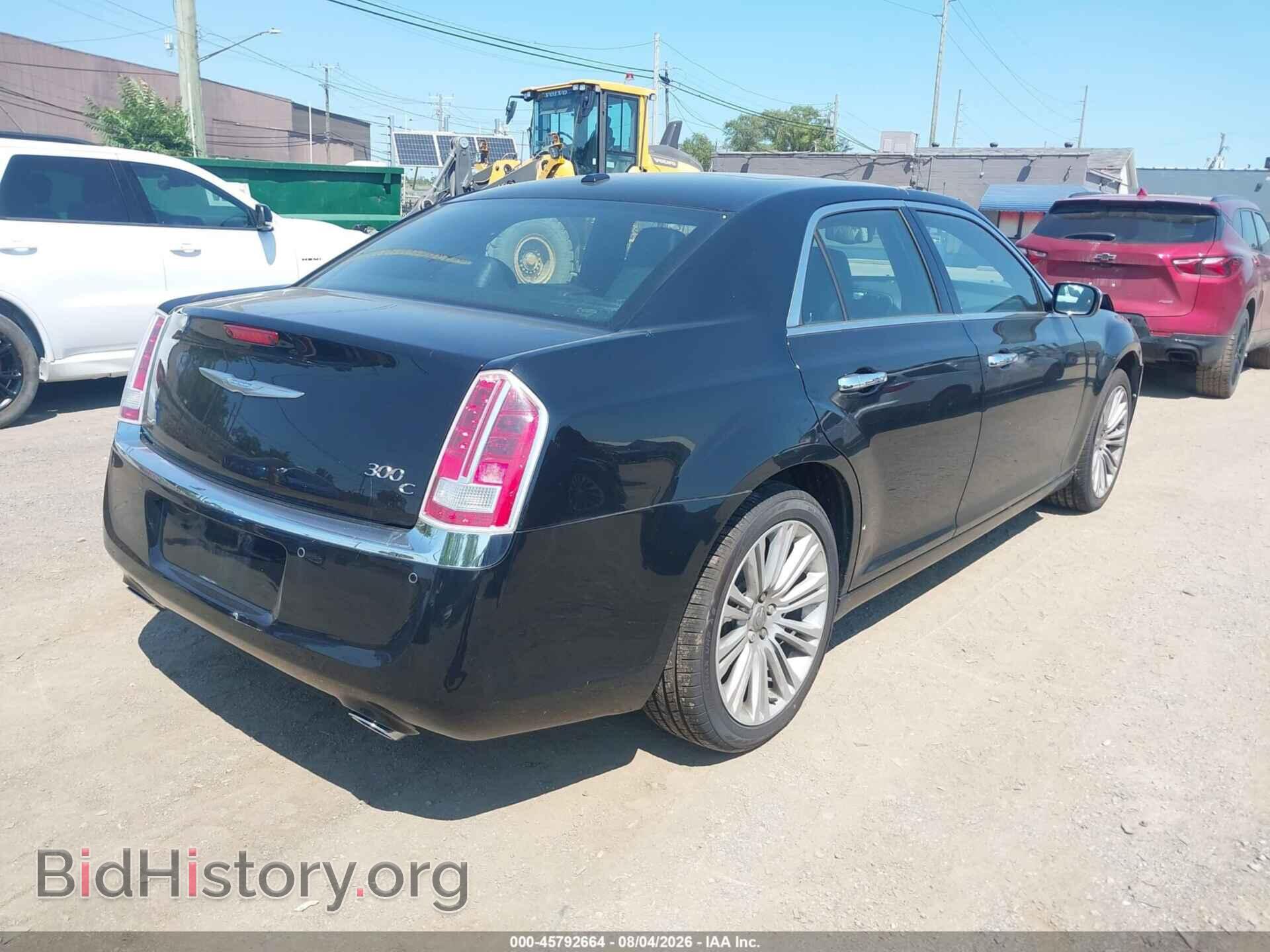2011 CHRYSLER 300C - VIN: 2C3CA6CTXBH595185 - Фото 4