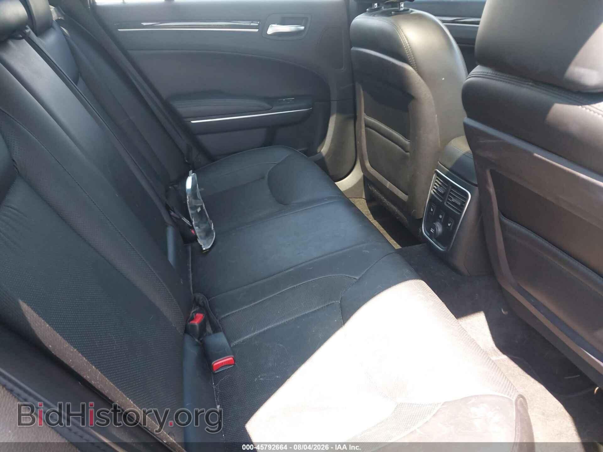 2011 CHRYSLER 300C - VIN: 2C3CA6CTXBH595185 - Фото 8