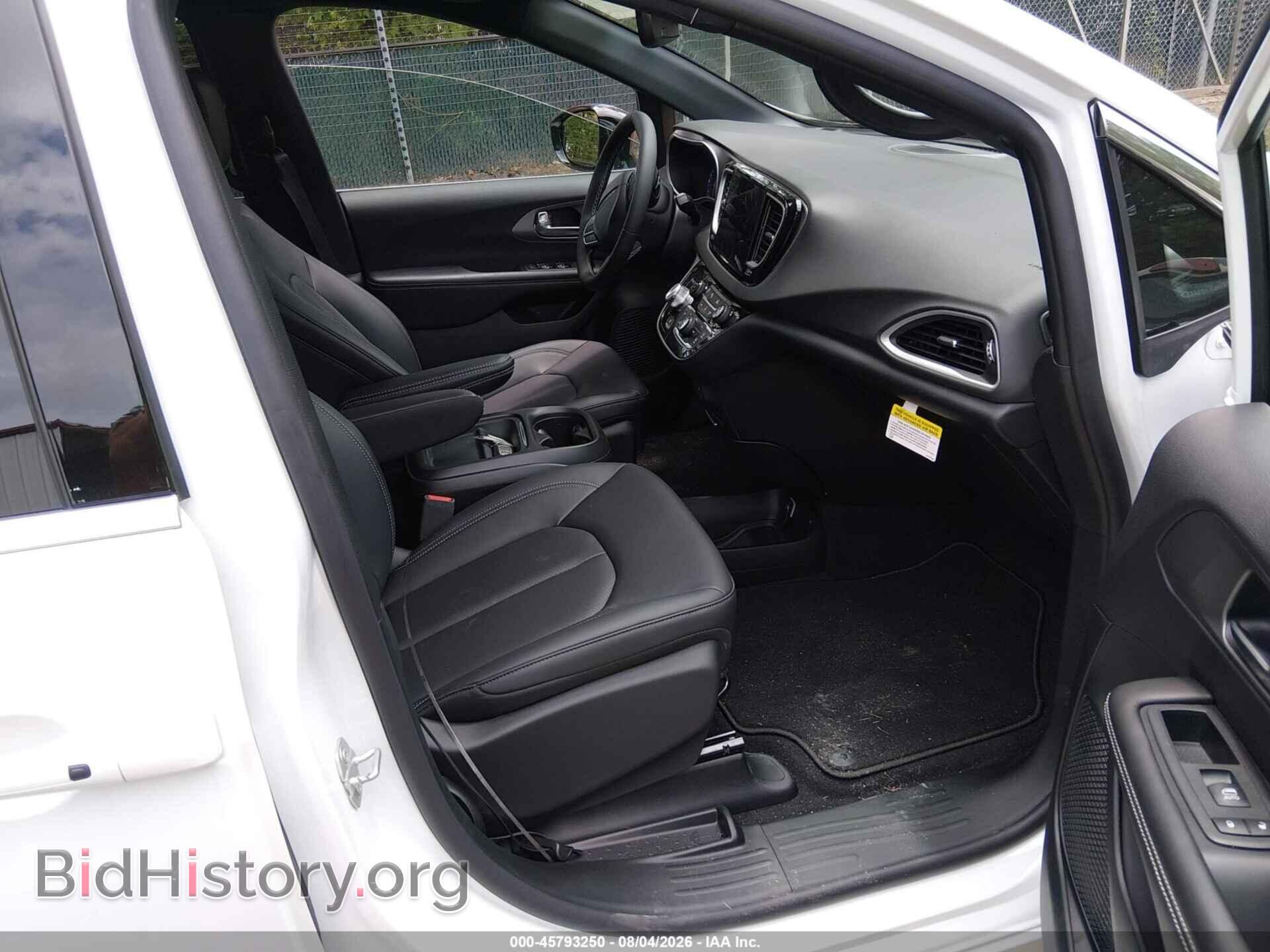 2027 CHRYSLER PACIFICA - VIN: 2C4RC1BG4VR576332 - Фото 5