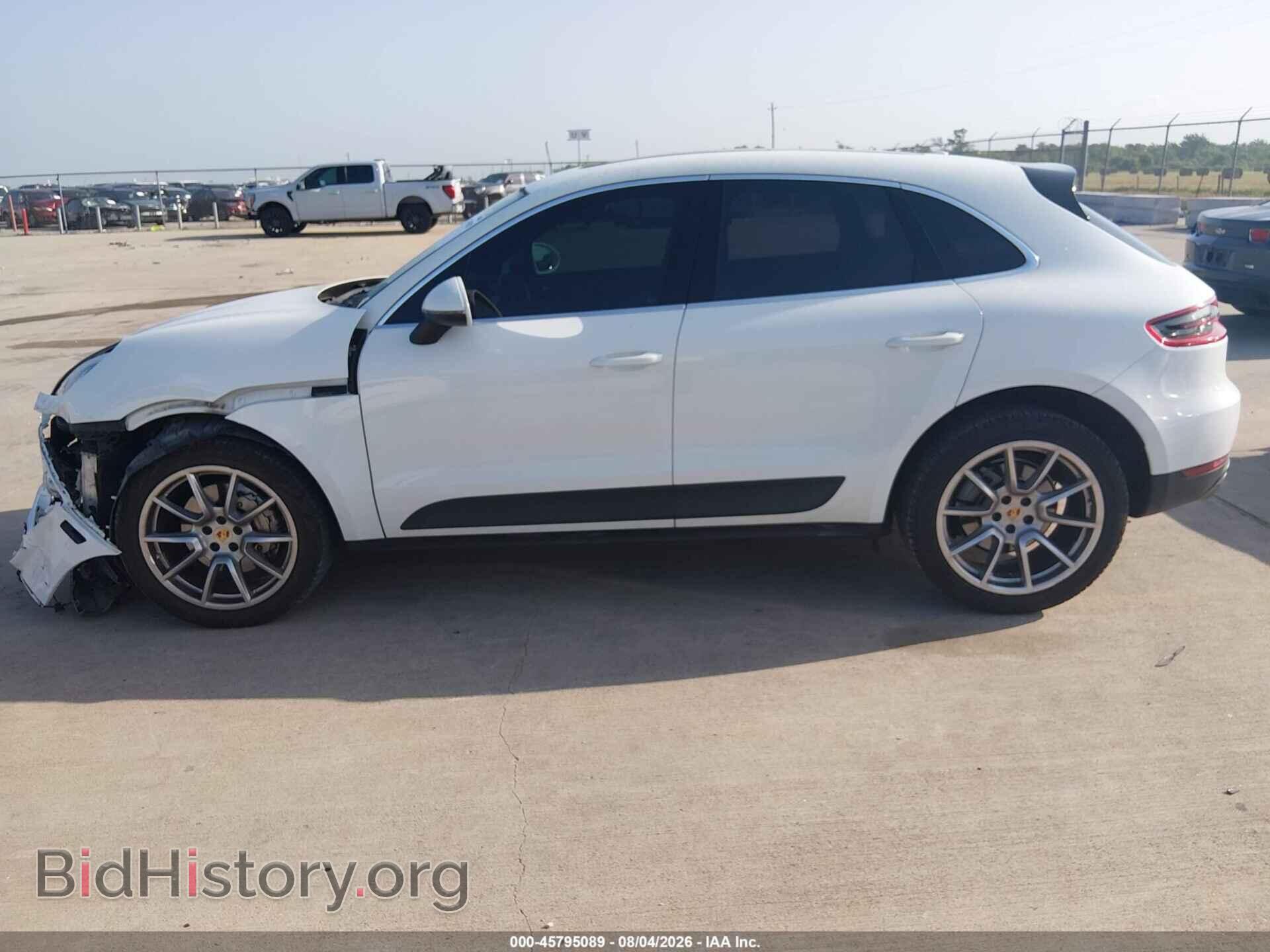 2017 PORSCHE MACAN - VIN: WP1AB2A55HLB18266 - Photo 14