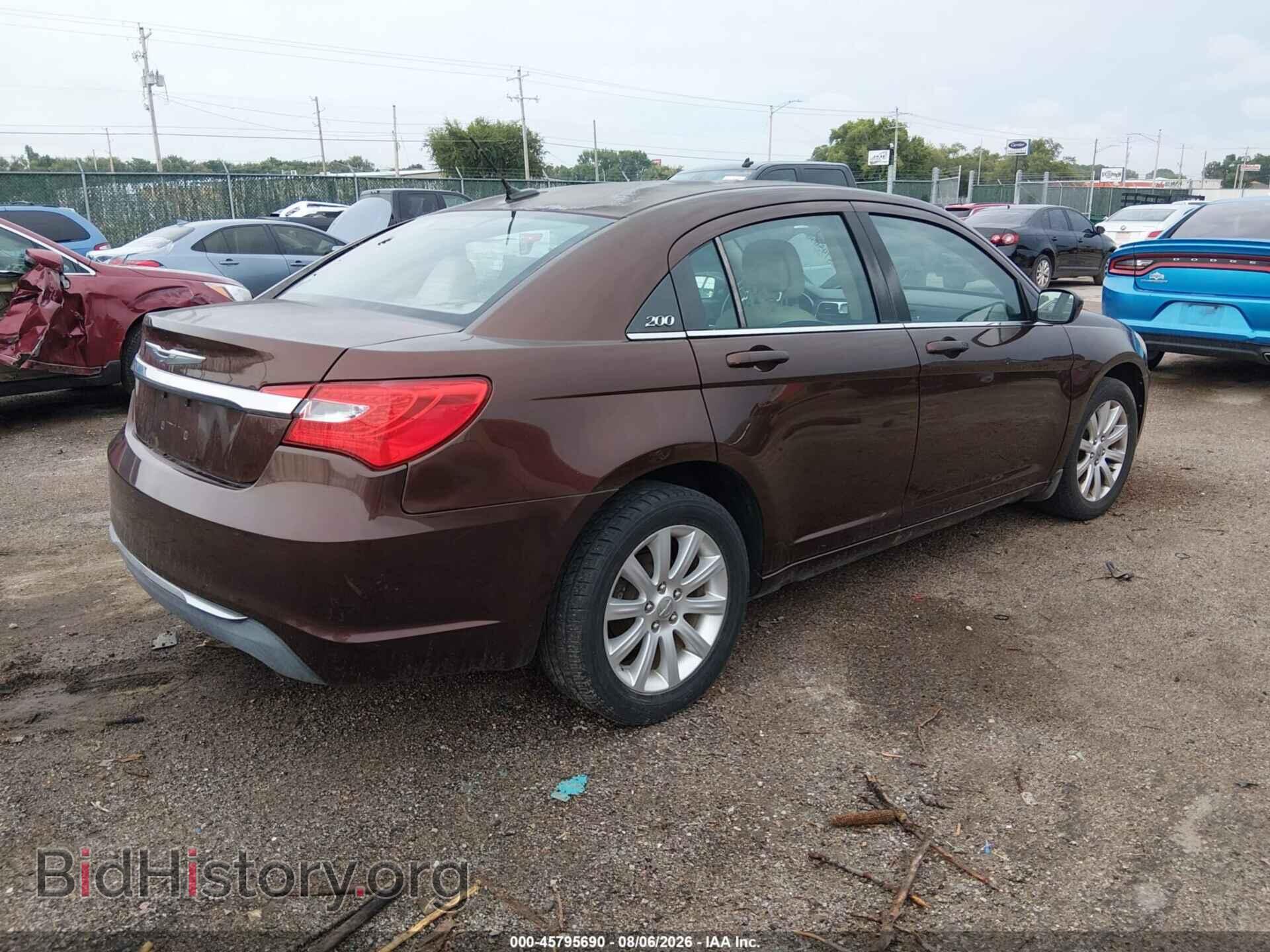 2012 CHRYSLER 200 - VIN: 1C3CCBBB6CN257304 - Photo 4