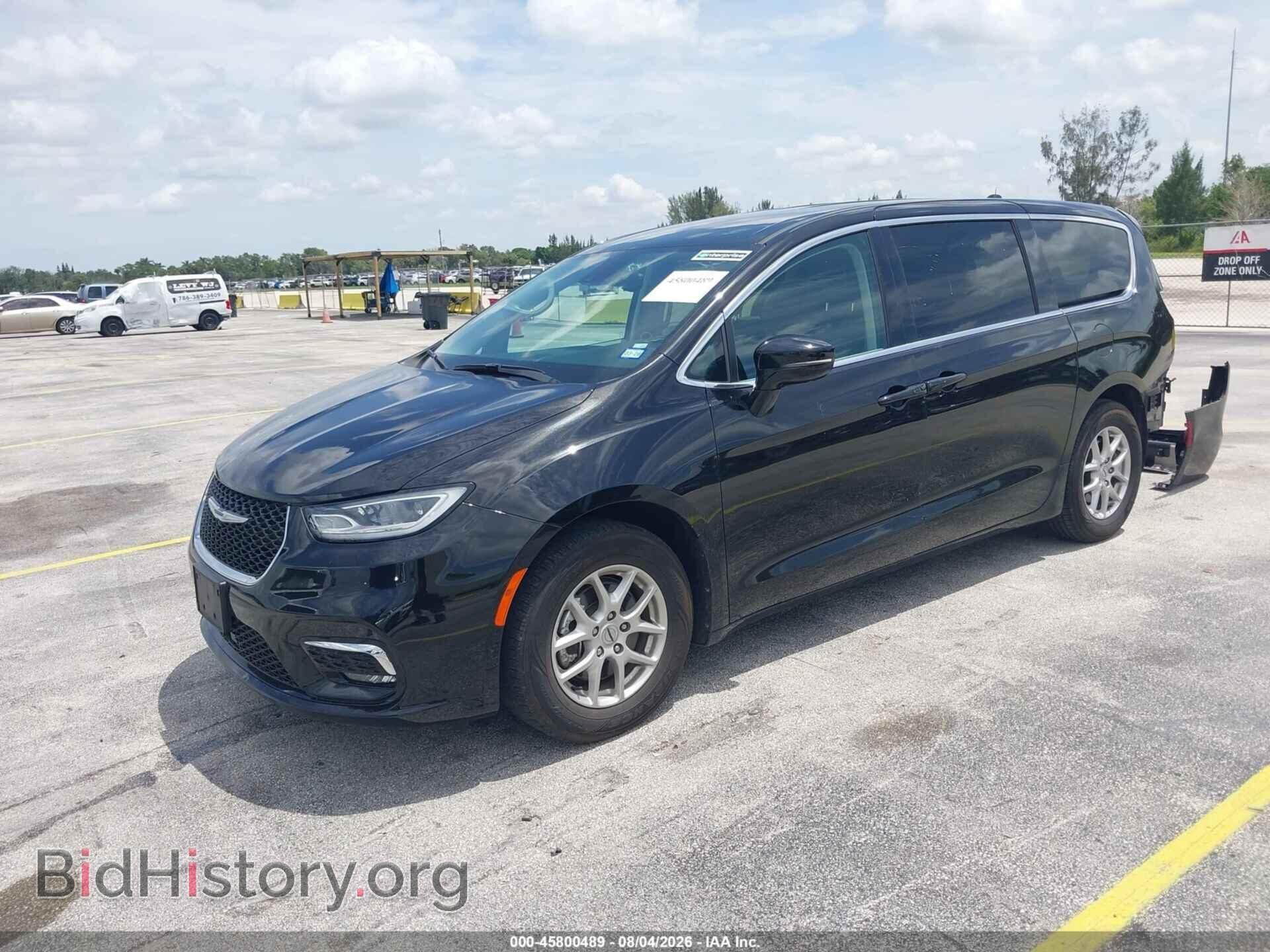 2024 CHRYSLER PACIFICA - VIN: 2C4RC1BG8RR140265 - Photo 2