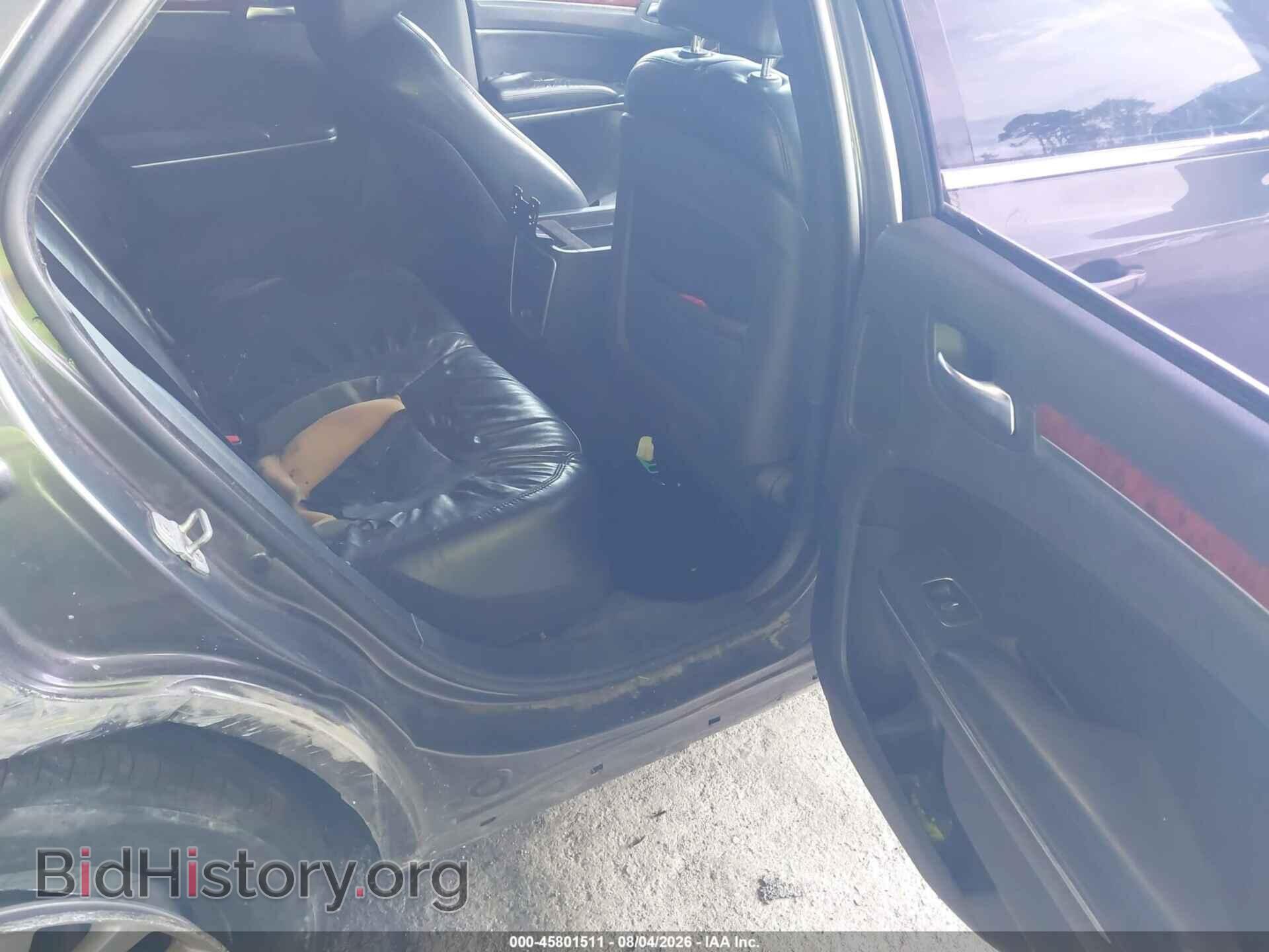 2013 CHRYSLER 300 - VIN: 2C3CCAAG5DH577781 - Фото 8