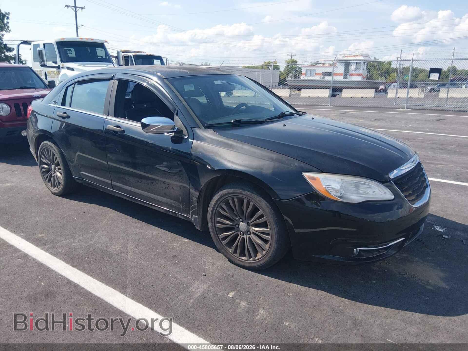 Фотография 1C3BC2FG1BN607289 - CHRYSLER 200 2011