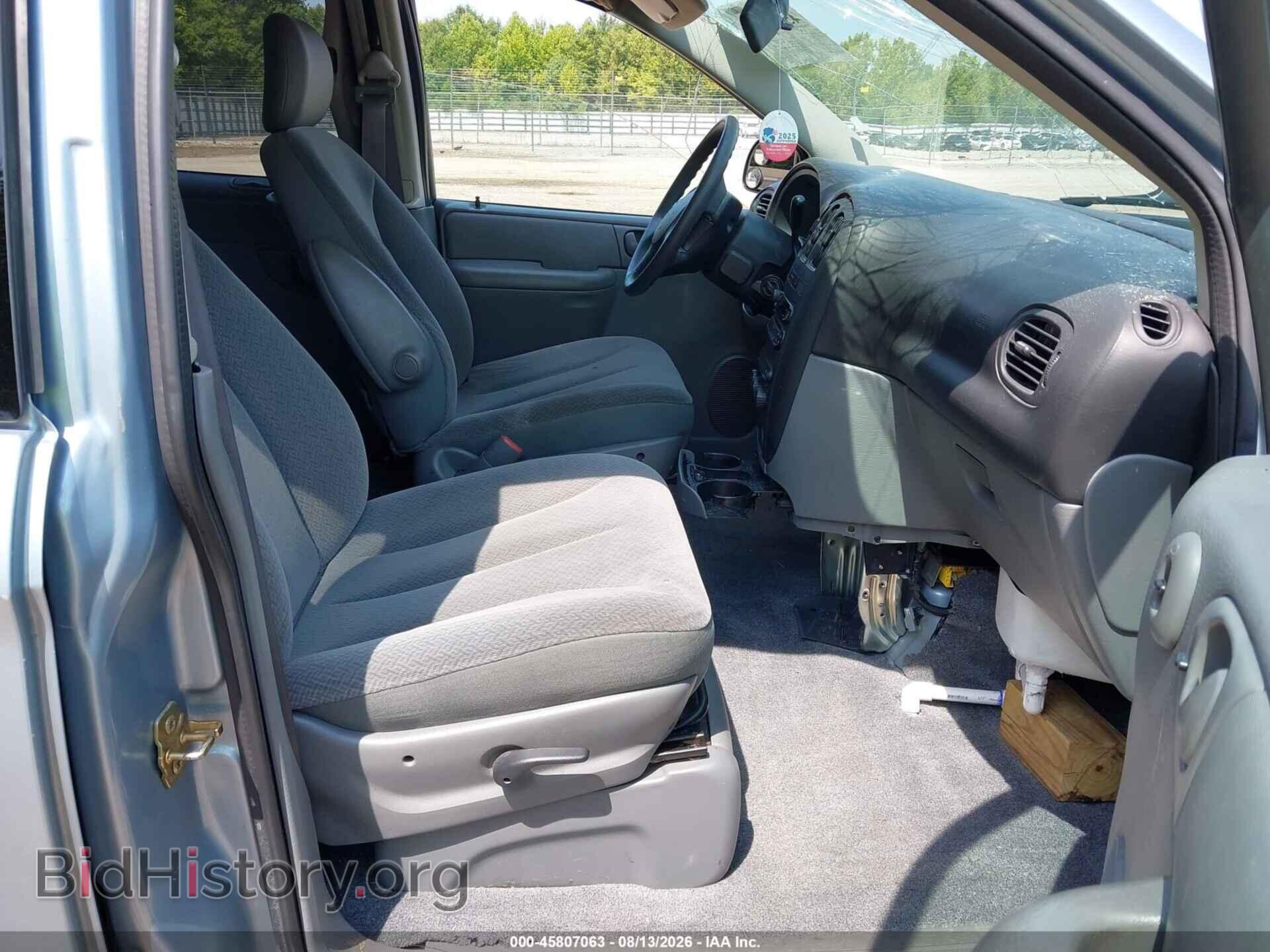 2005 DODGE CARAVAN - VIN: 1D4GP25RX5B388429 - Photo 5