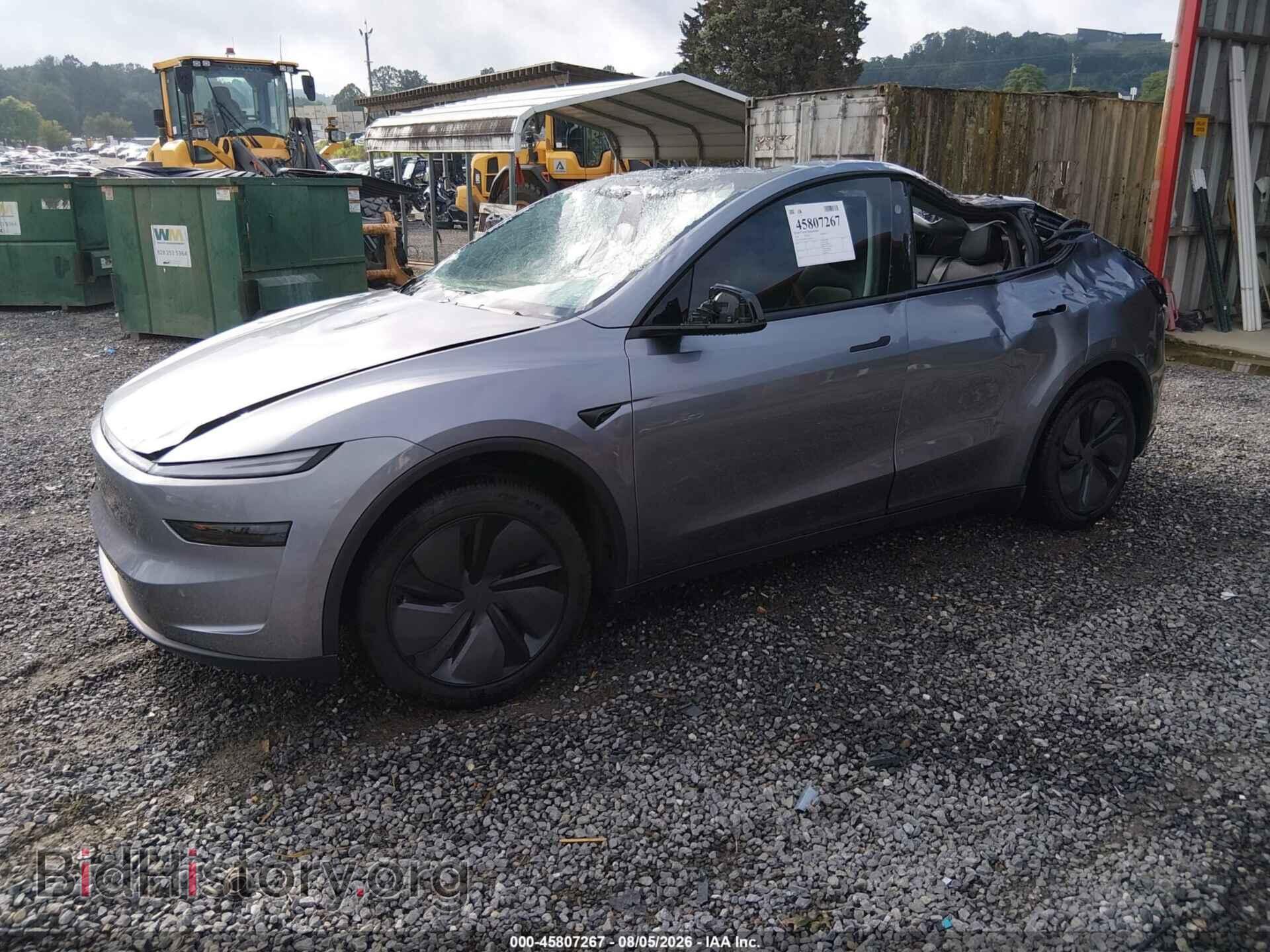 2026 TESLA MODEL Y - VIN: 7SAYGDEDXTA467546 - Photo 2