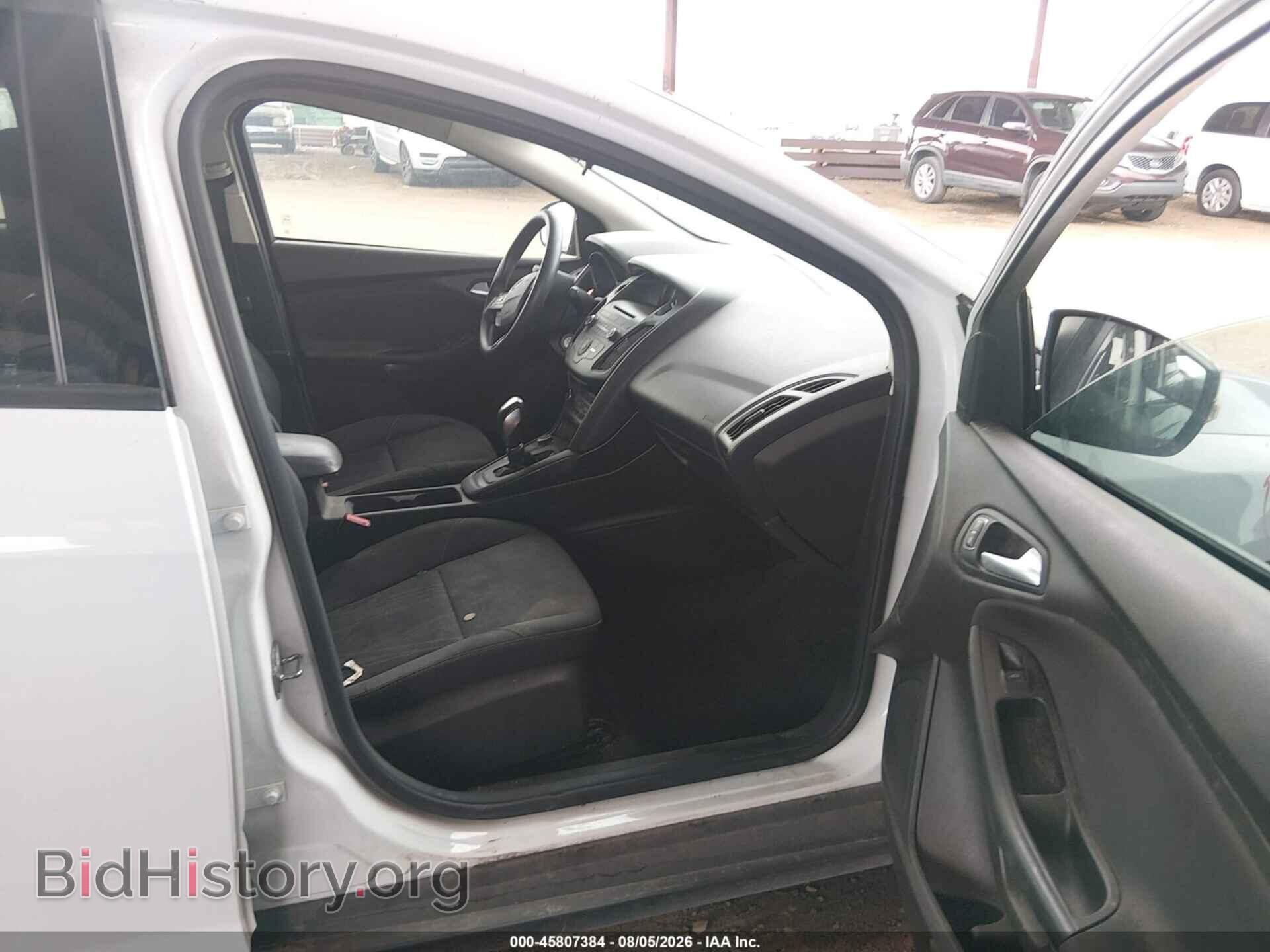2016 FORD FOCUS - VIN: 1FADP3FE3GL258562 - Photo 5