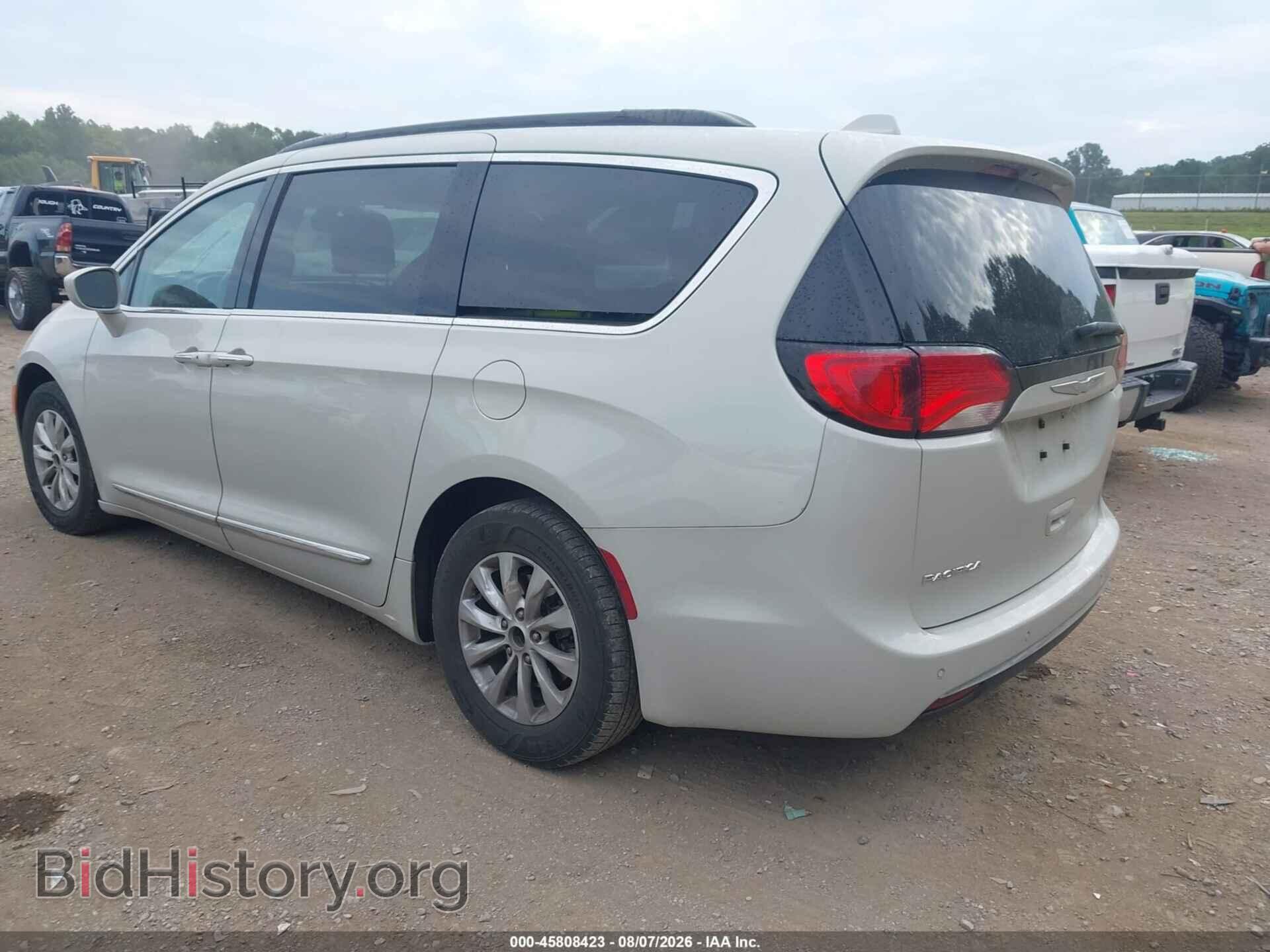 2017 CHRYSLER PACIFICA - VIN: 2C4RC1BG9HR661302 - Фото 3