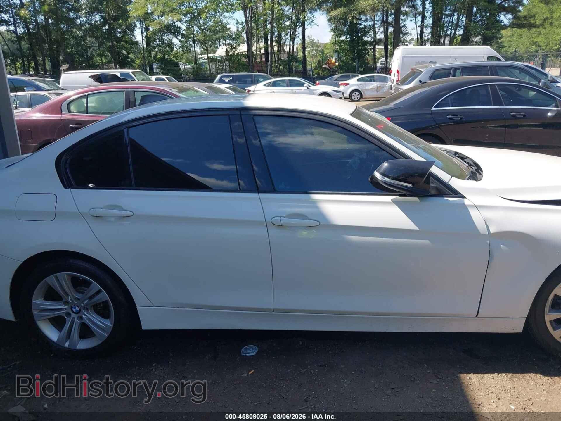 2017 BMW 328D - VIN: WBA8E5C54HK388744 - Photo 13