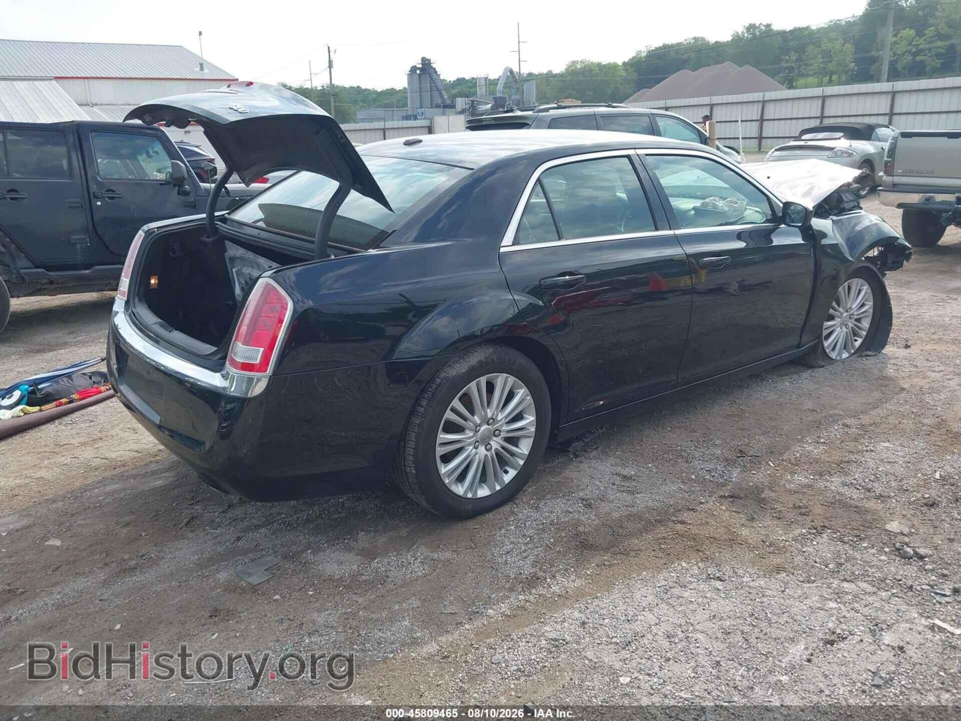2014 CHRYSLER 300 - VIN: 2C3CCARG0EH328066 - Photo 4
