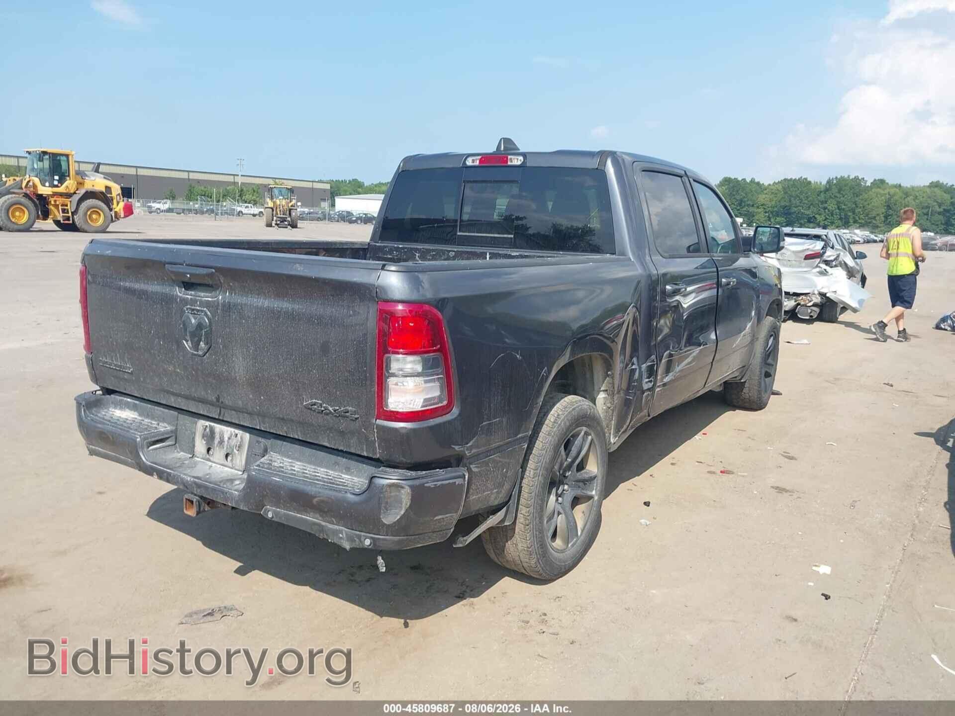 2020 RAM 1500 - VIN: 1C6RRFFG8LN101922 - Фото 4
