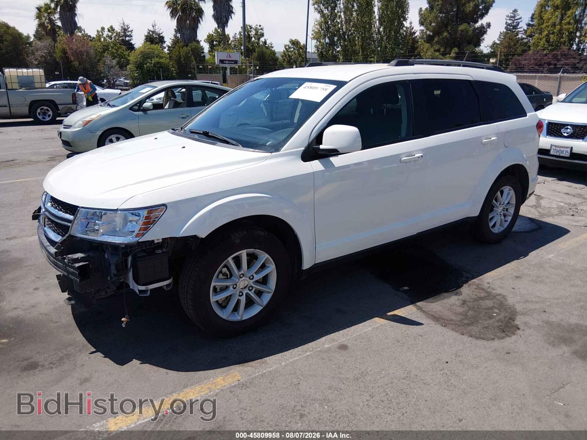 2017 DODGE JOURNEY - VIN: 3C4PDCBGXHT589815 - Photo 2