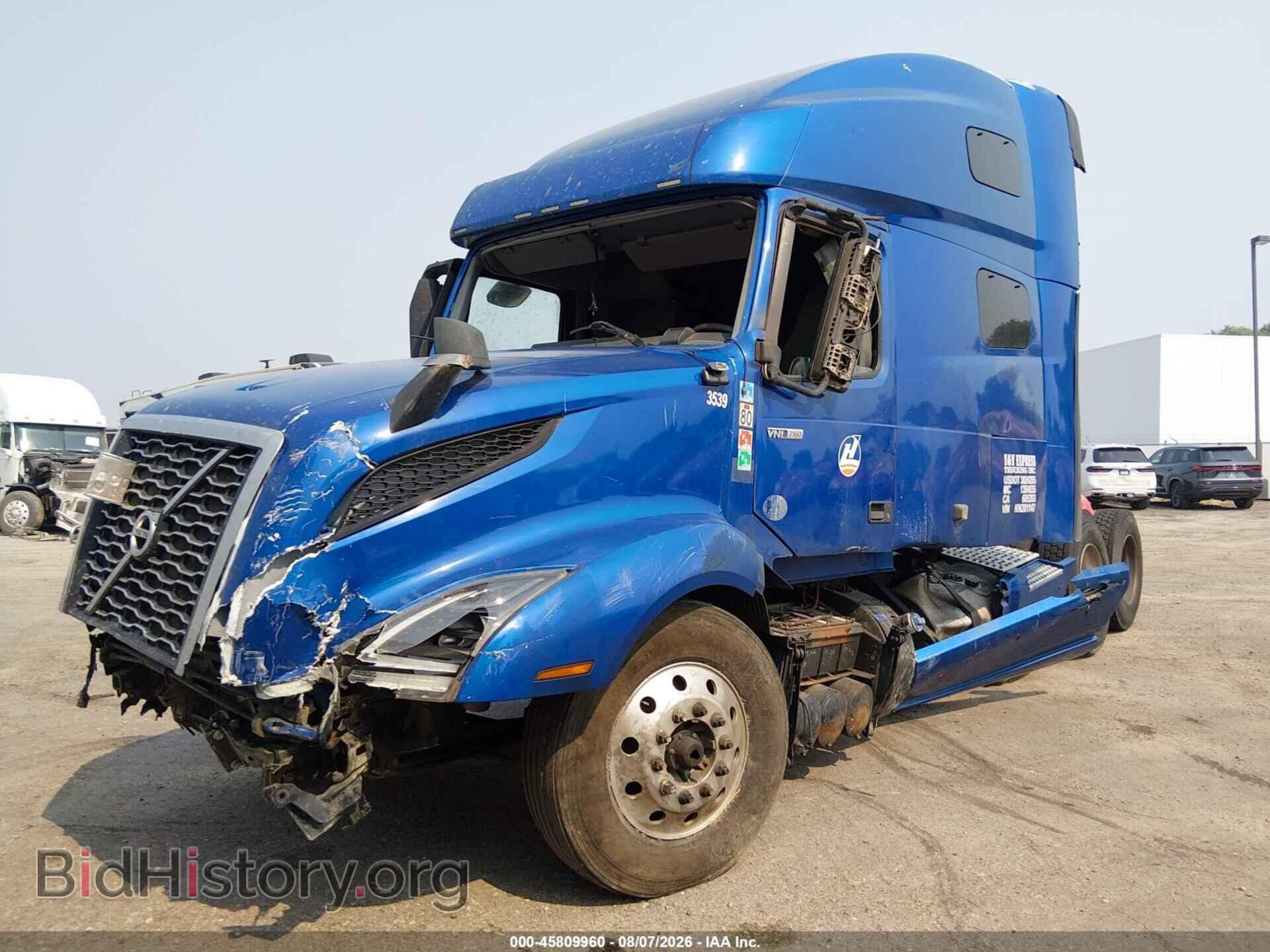 2019 VOLVO VNL - VIN: 4V4NC9EH0KN201147 - Фото 2