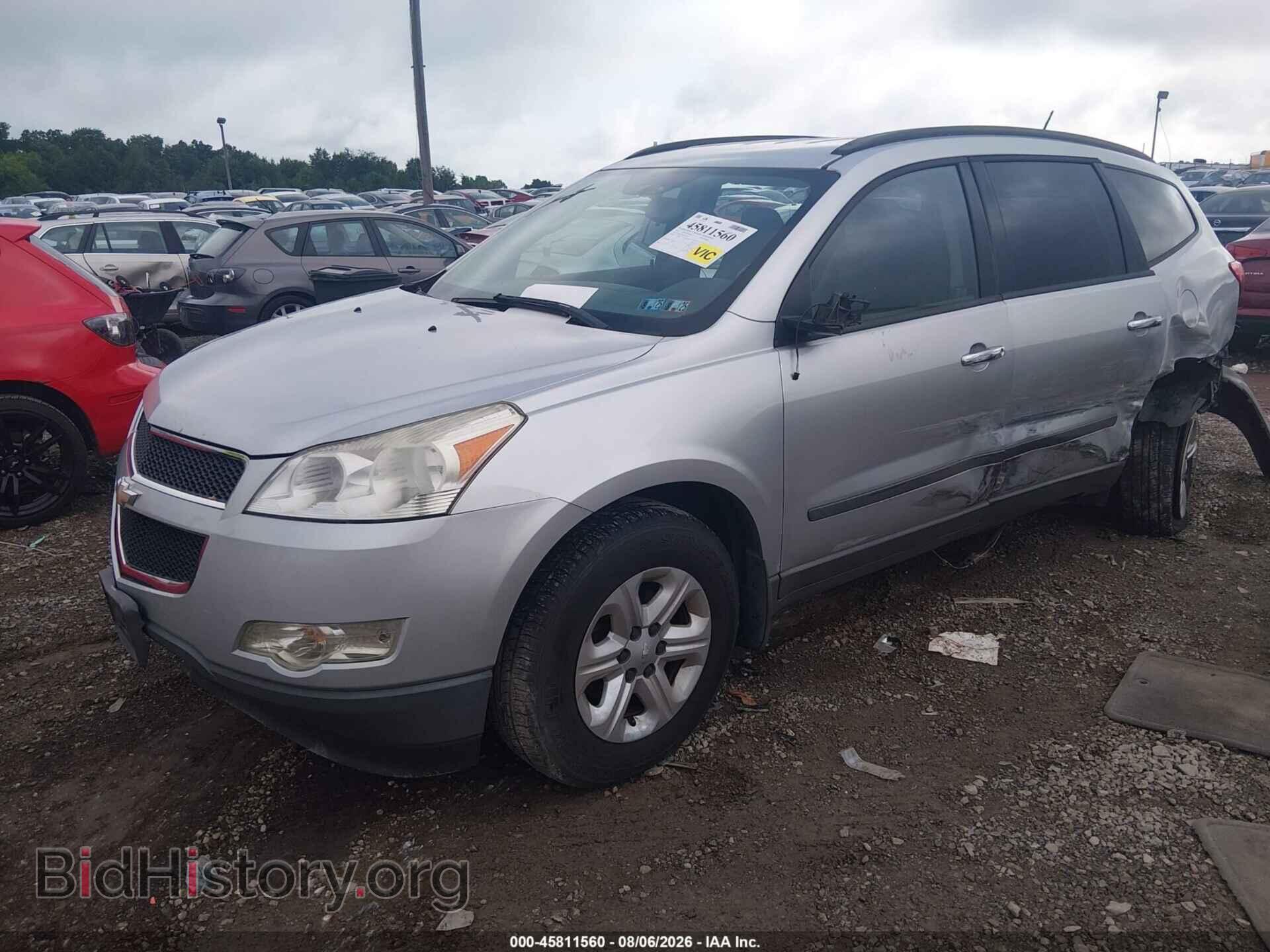 2012 CHEVROLET TRAVERSE - VIN: 1GNKRFED8CJ223714 - Фото 2