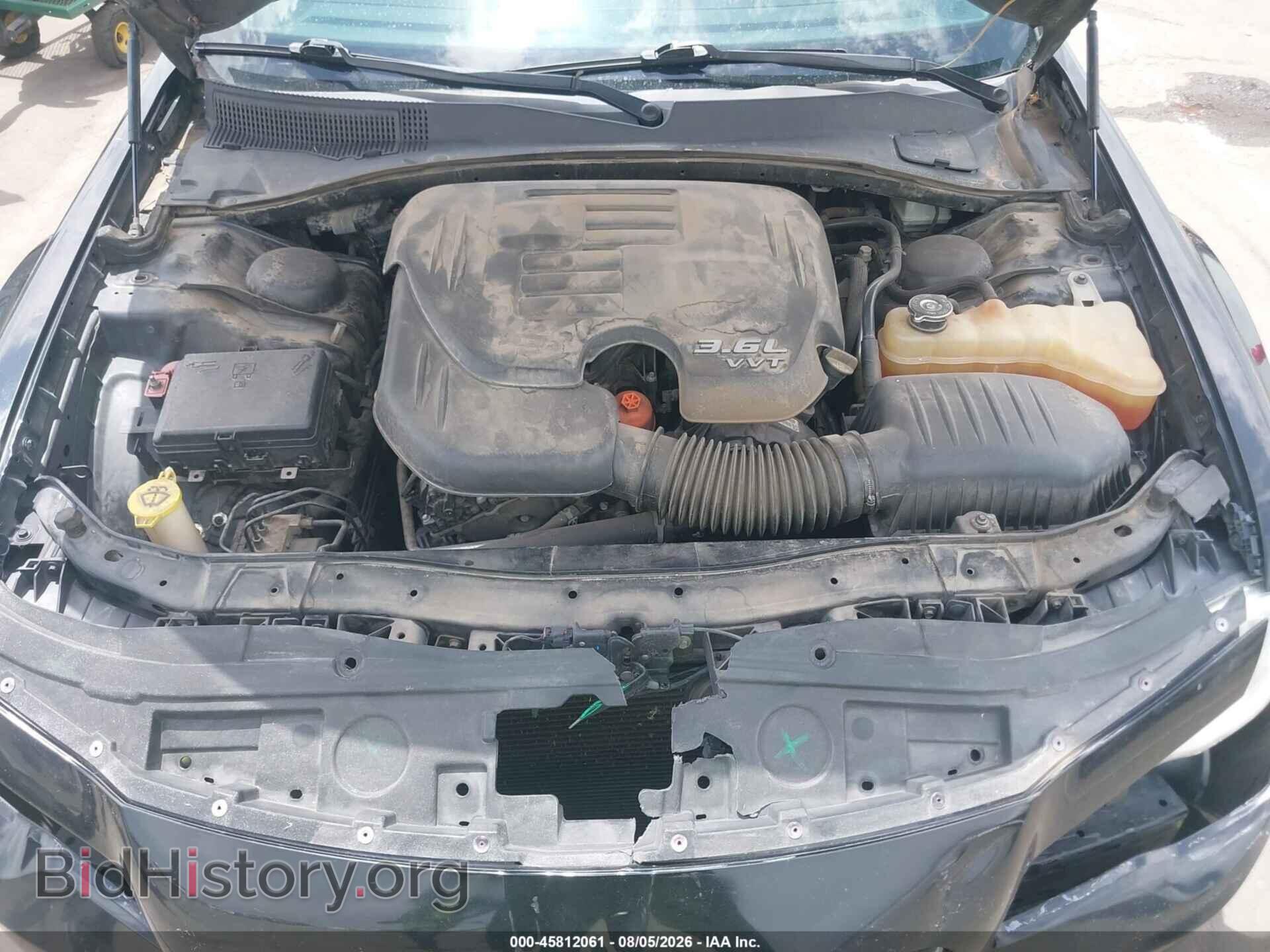 2016 CHRYSLER 300C - VIN: 2C3CCAEG9GH324798 - Photo 10