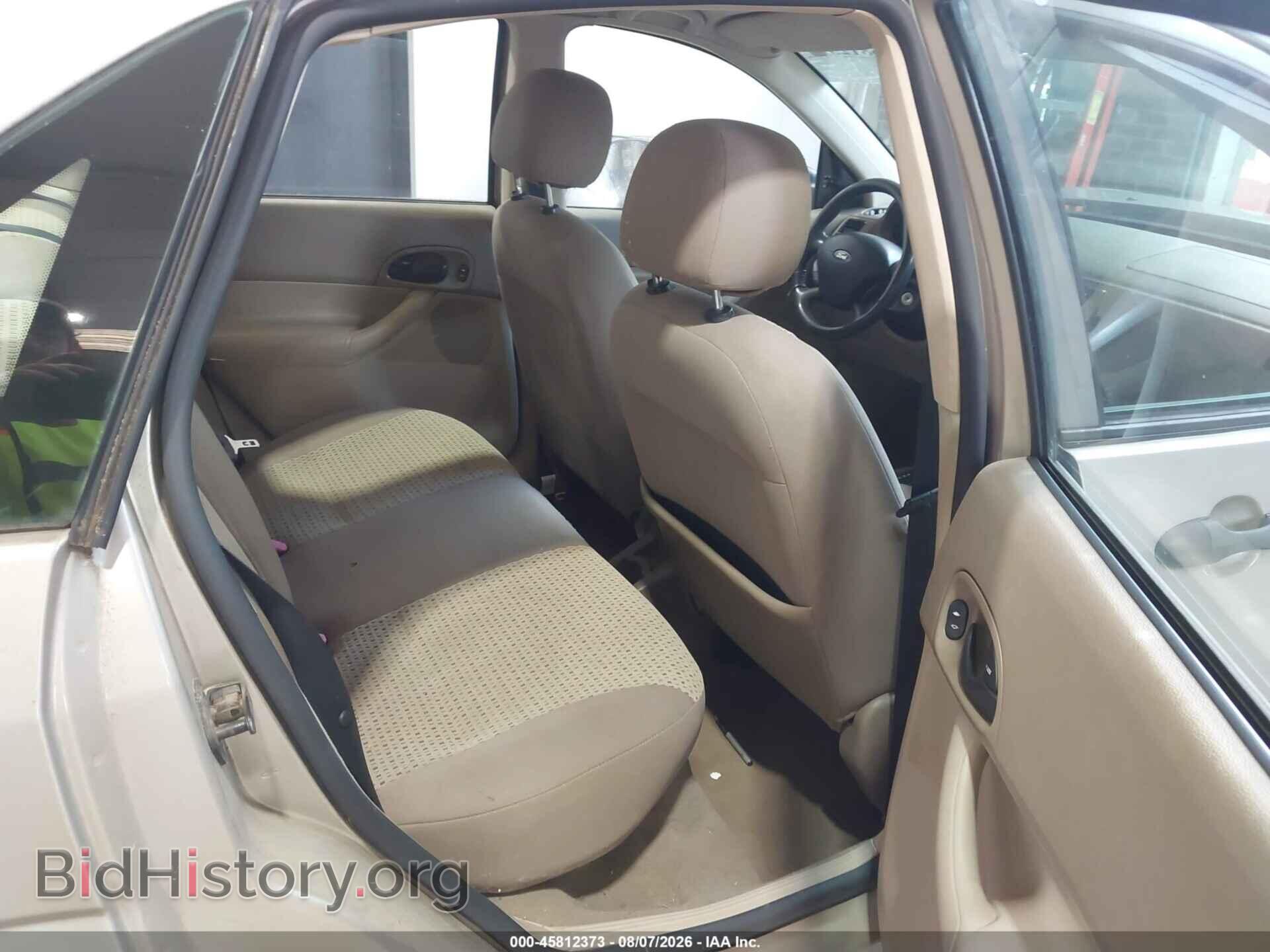 2007 FORD FOCUS - VIN: 1FAFP34NX7W312062 - Фото 8