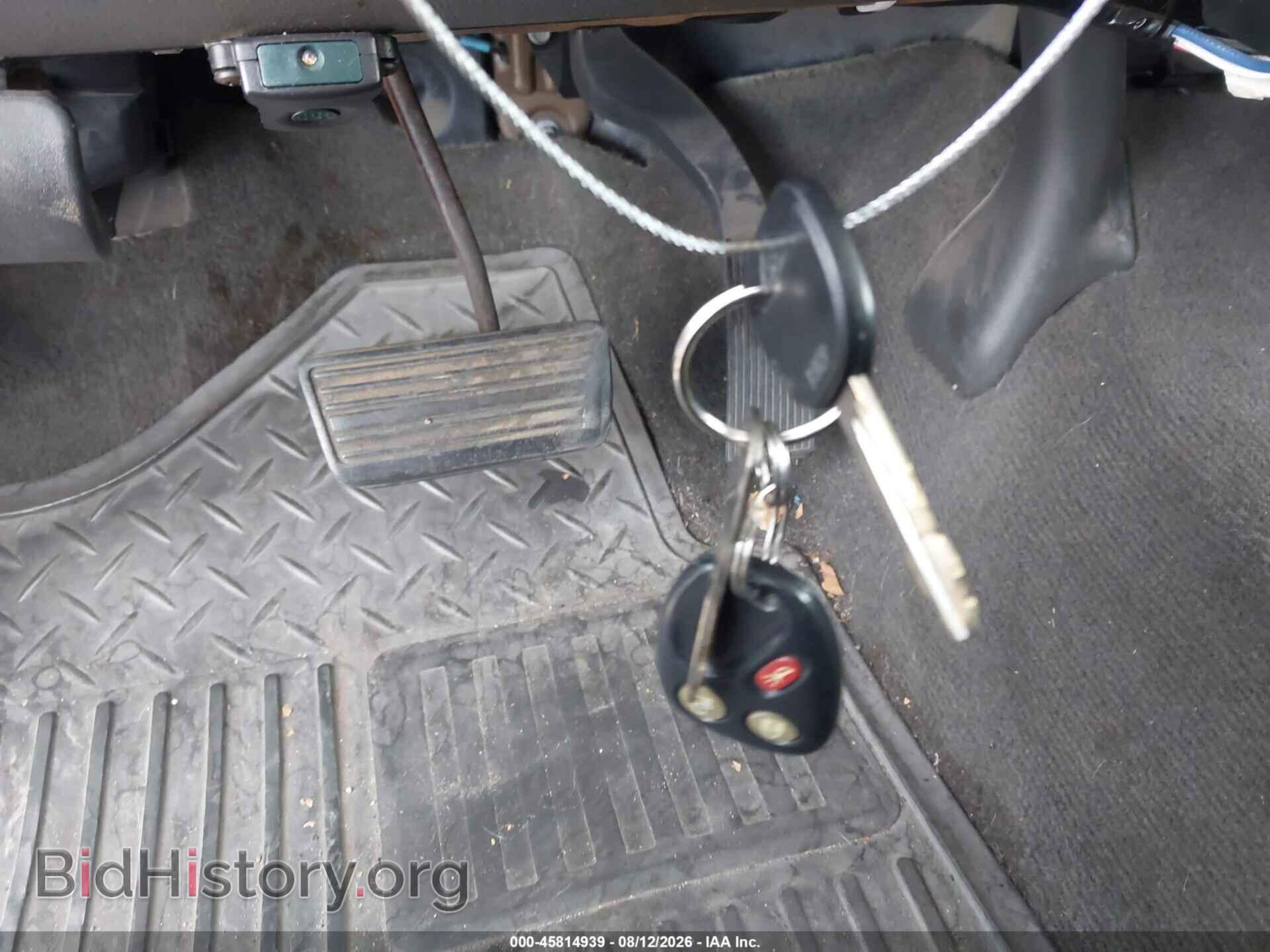 2006 CHEVROLET SILVERADO 1500 - VIN: 2GCEC19T361155641 - Фото 11