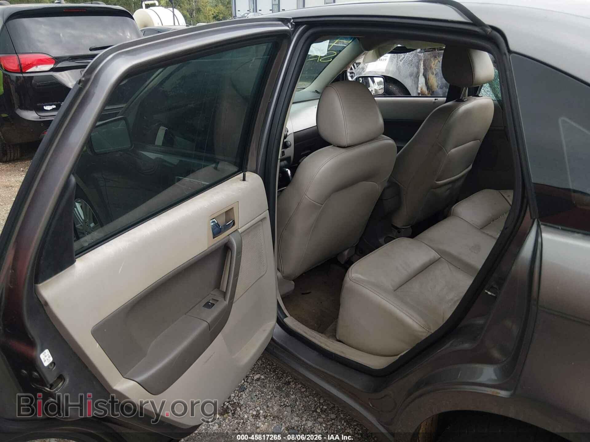 2011 FORD FOCUS - VIN: 1FAHP3HN0BW169294 - Photo 8