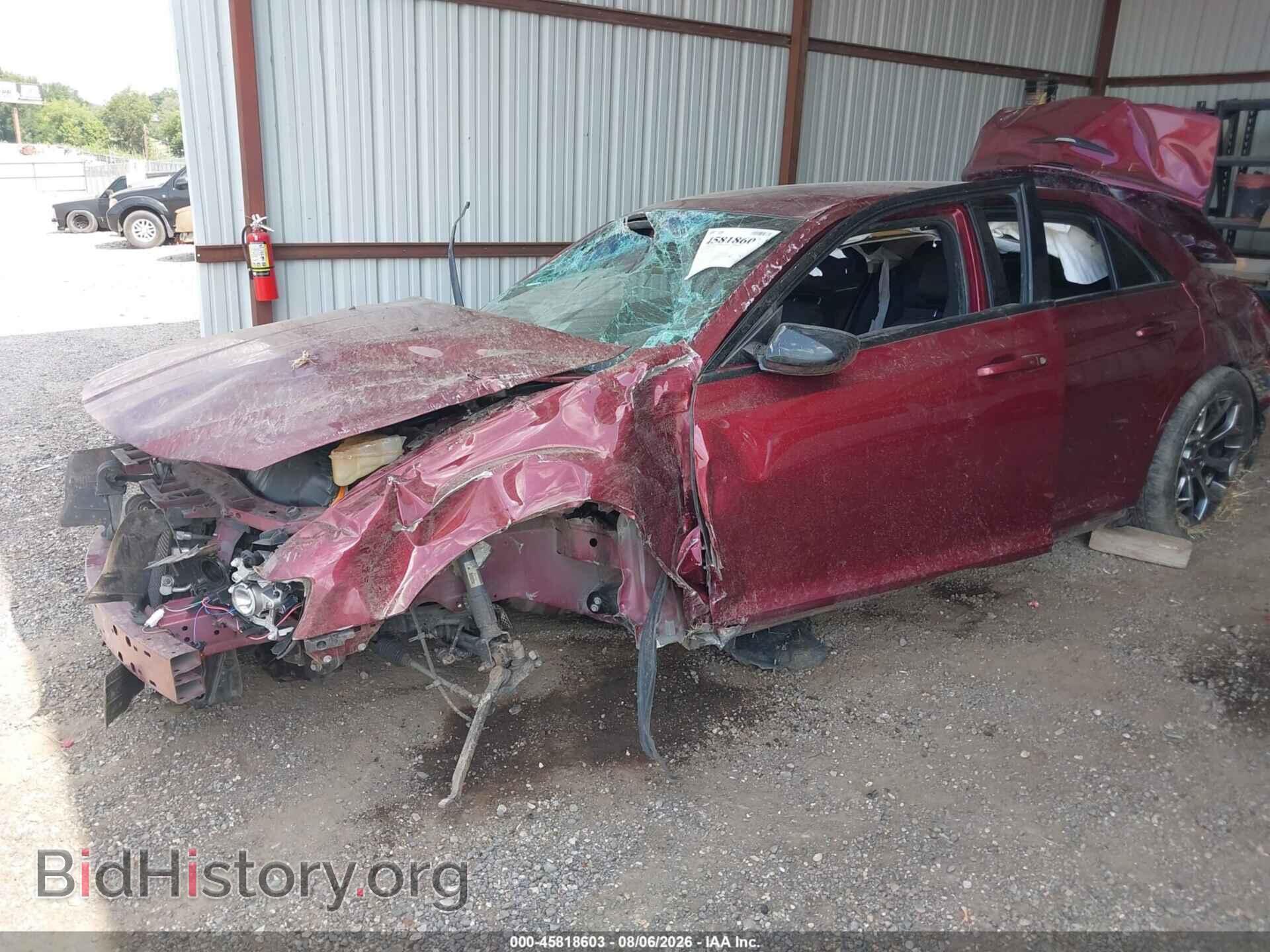 2018 CHRYSLER 300 - VIN: 2C3CCAAG4JH321062 - Фото 2