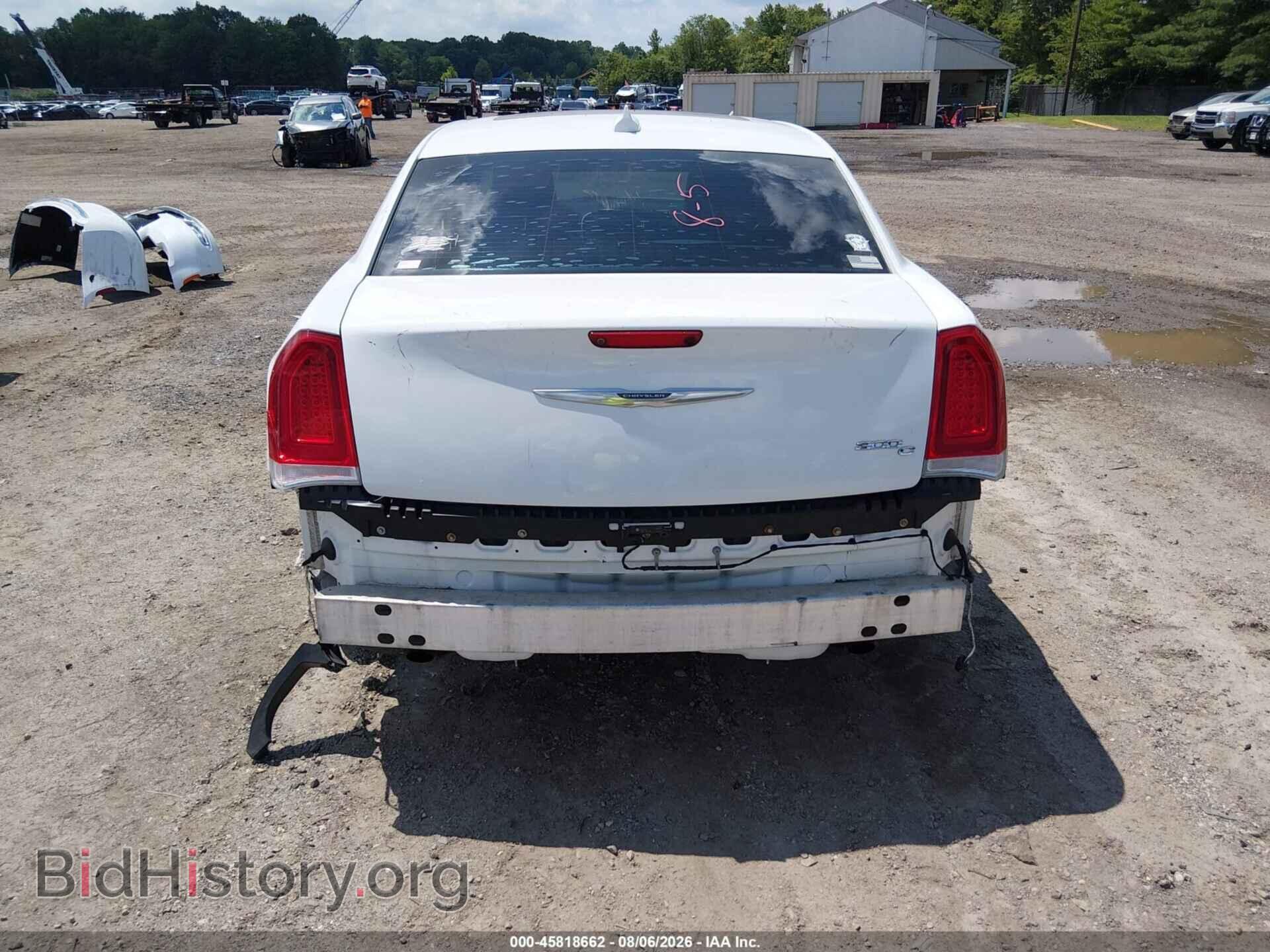 2017 CHRYSLER 300C - VIN: 2C3CCAEG2HH663081 - Фото 17