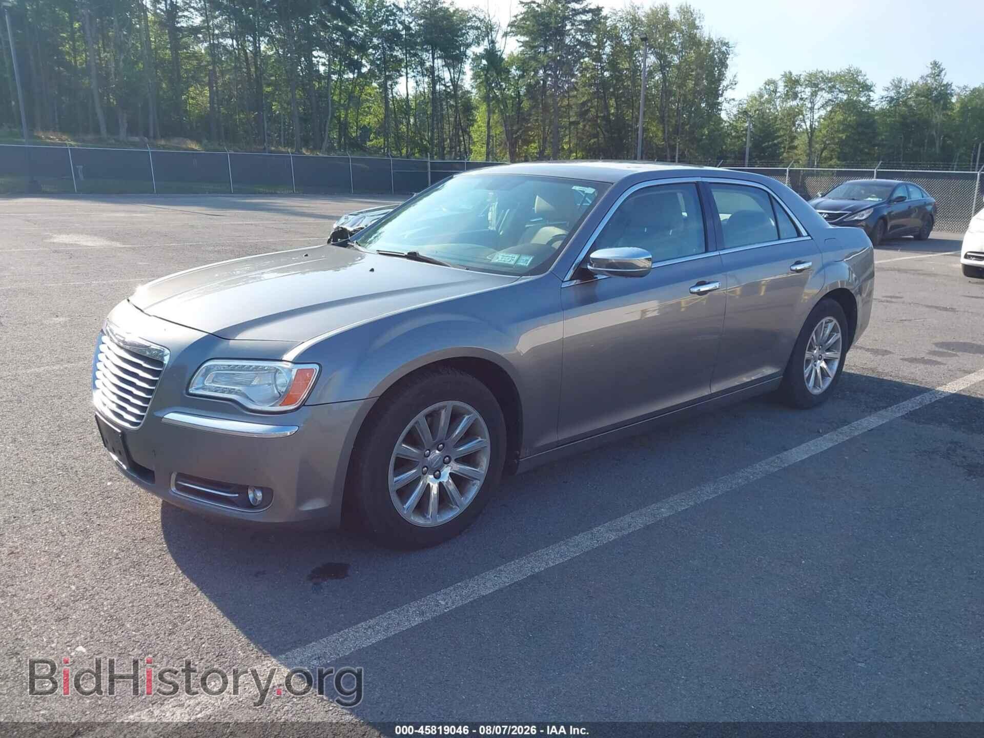 2011 CHRYSLER 300 - VIN: 2C3CA5CG7BH598462 - Photo 2