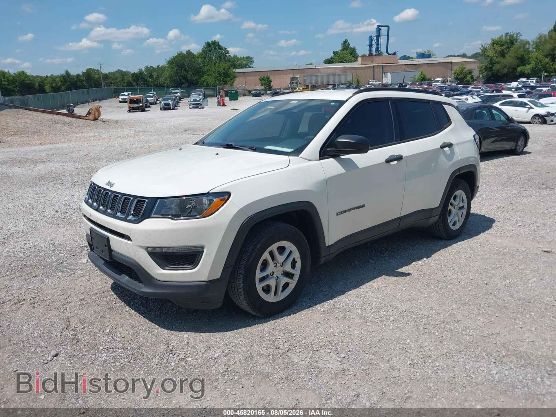 2018 JEEP COMPASS - VIN: 3C4NJCAB4JT405609 - Фото 2