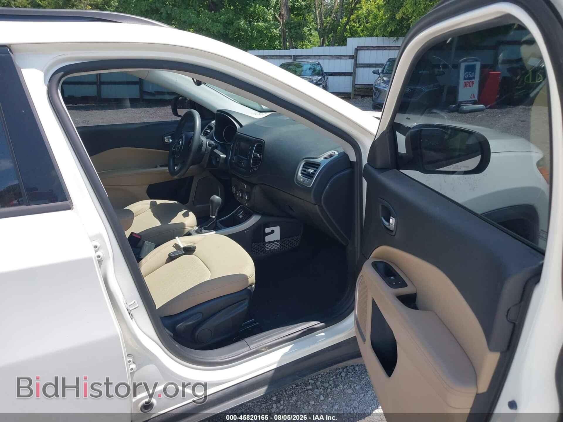 2018 JEEP COMPASS - VIN: 3C4NJCAB4JT405609 - Фото 5