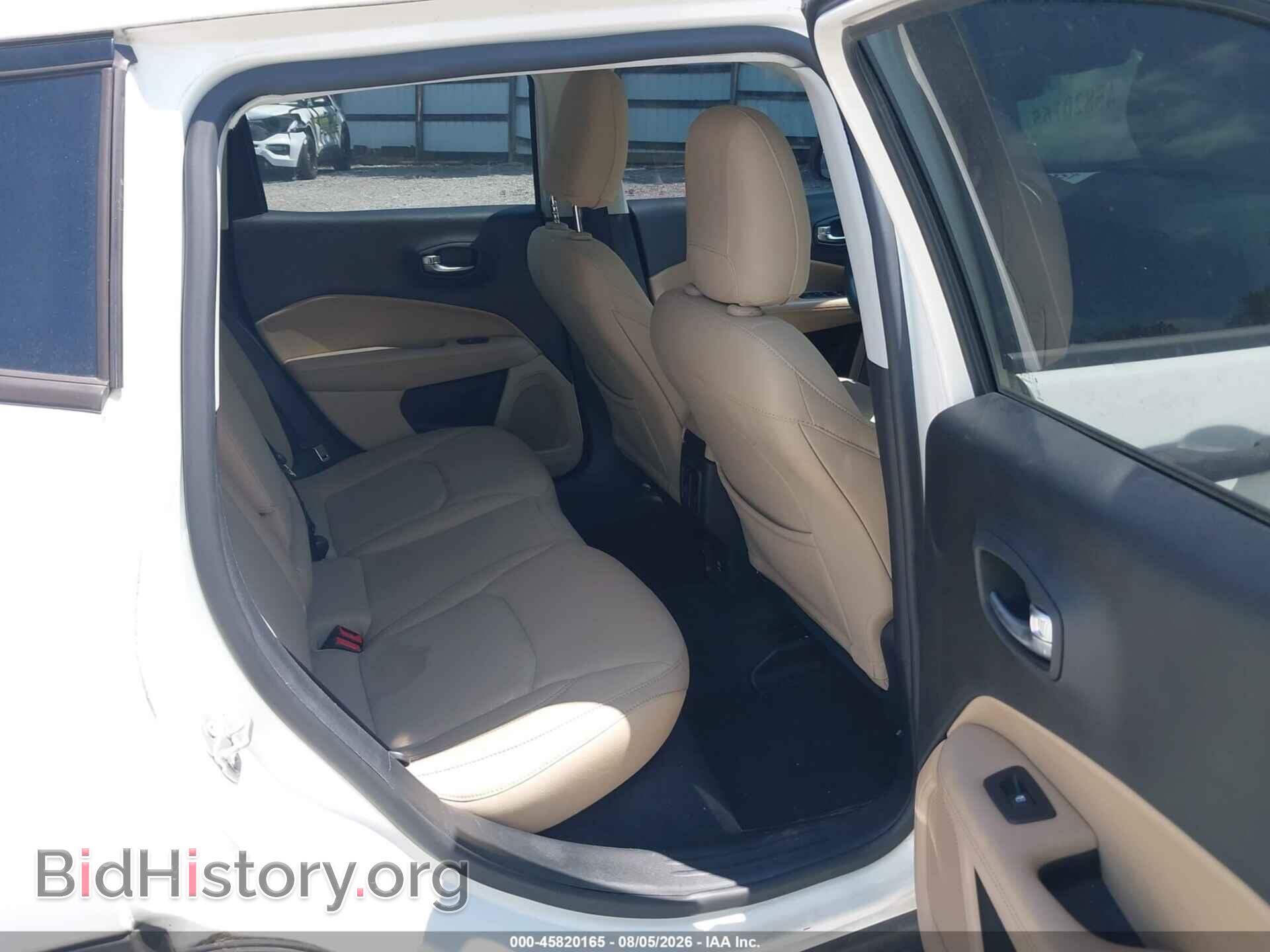 2018 JEEP COMPASS - VIN: 3C4NJCAB4JT405609 - Фото 8