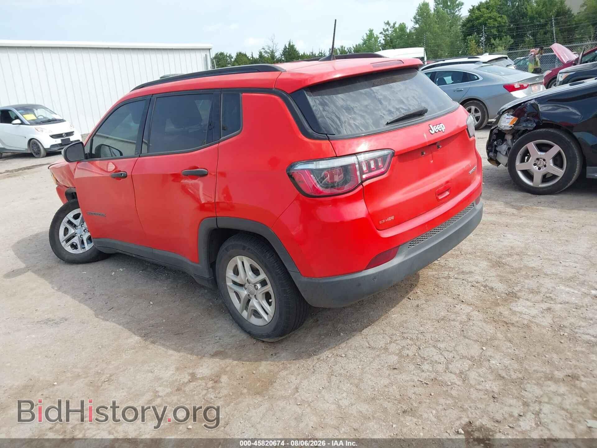 2018 JEEP COMPASS - VIN: 3C4NJCAB6JT123620 - Фото 3