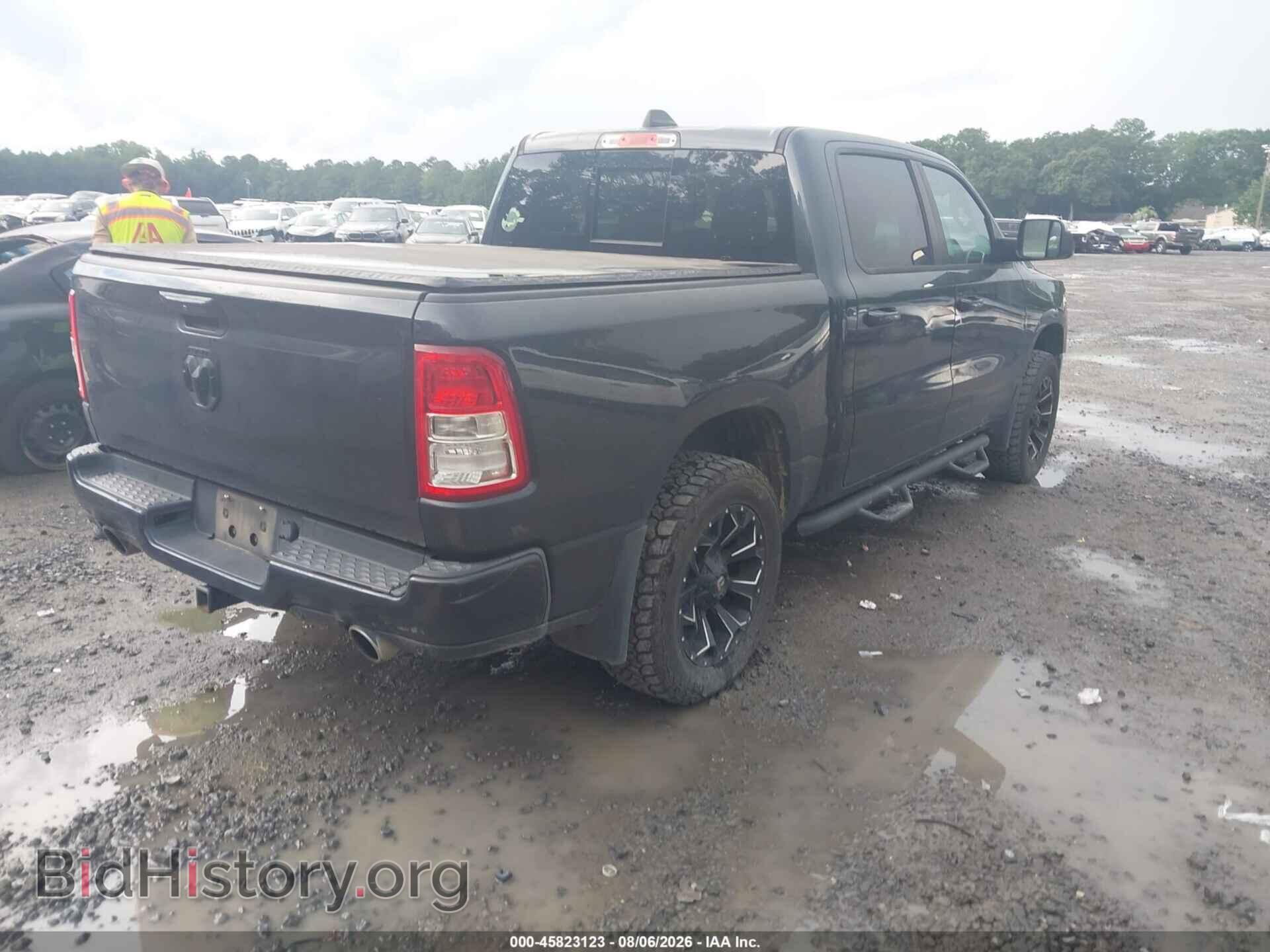 2019 RAM 1500 - VIN: 1C6SRFFT0KN732001 - Фото 4