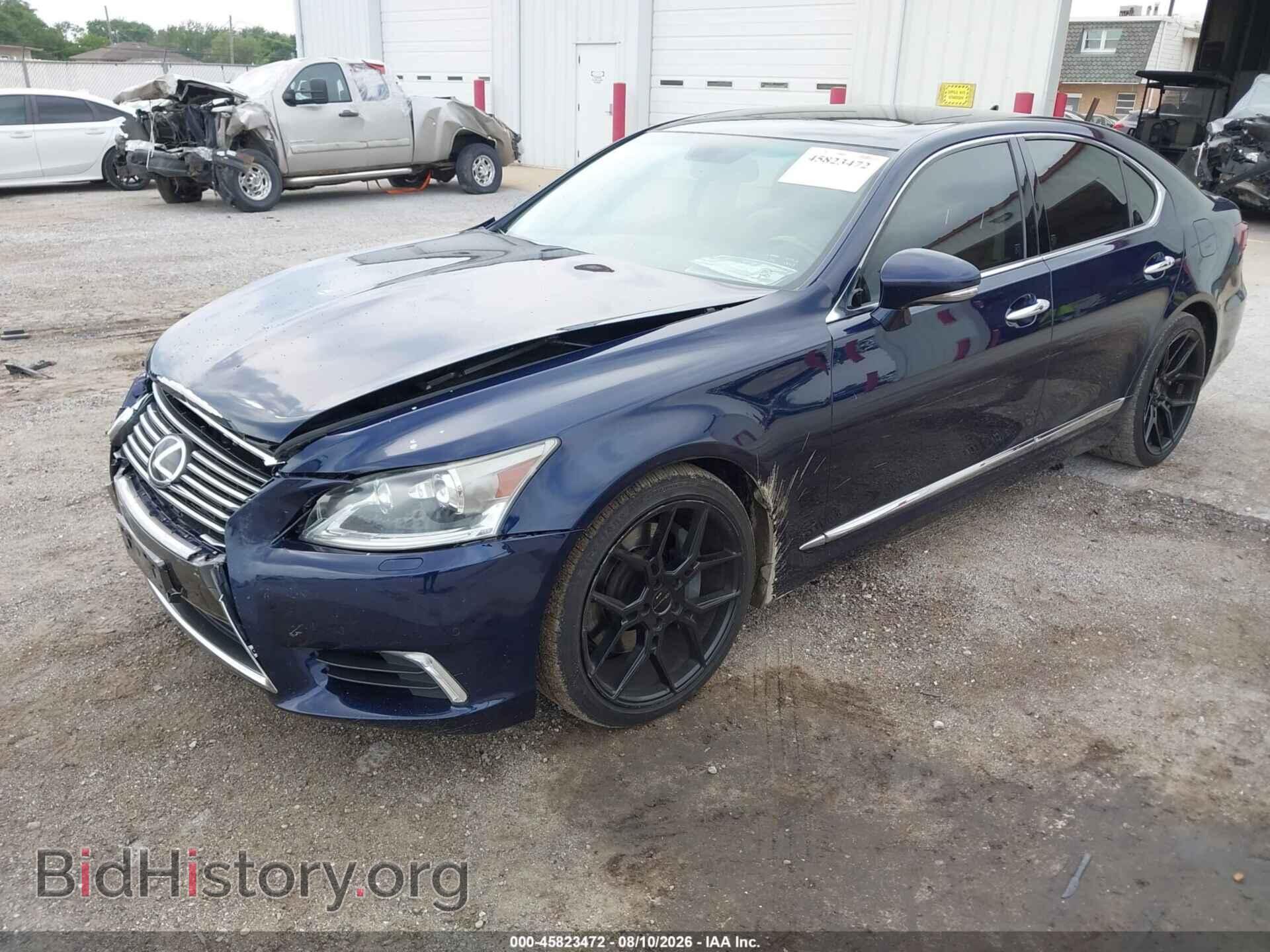 2013 LEXUS LS 460 - VIN: JTHCL5EF8D5018400 - Photo 2