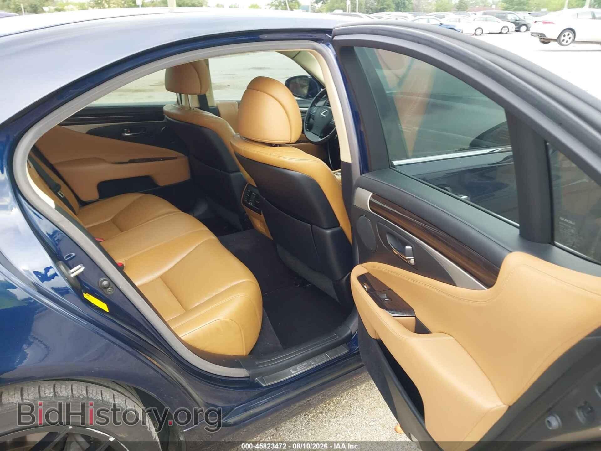 2013 LEXUS LS 460 - VIN: JTHCL5EF8D5018400 - Photo 8