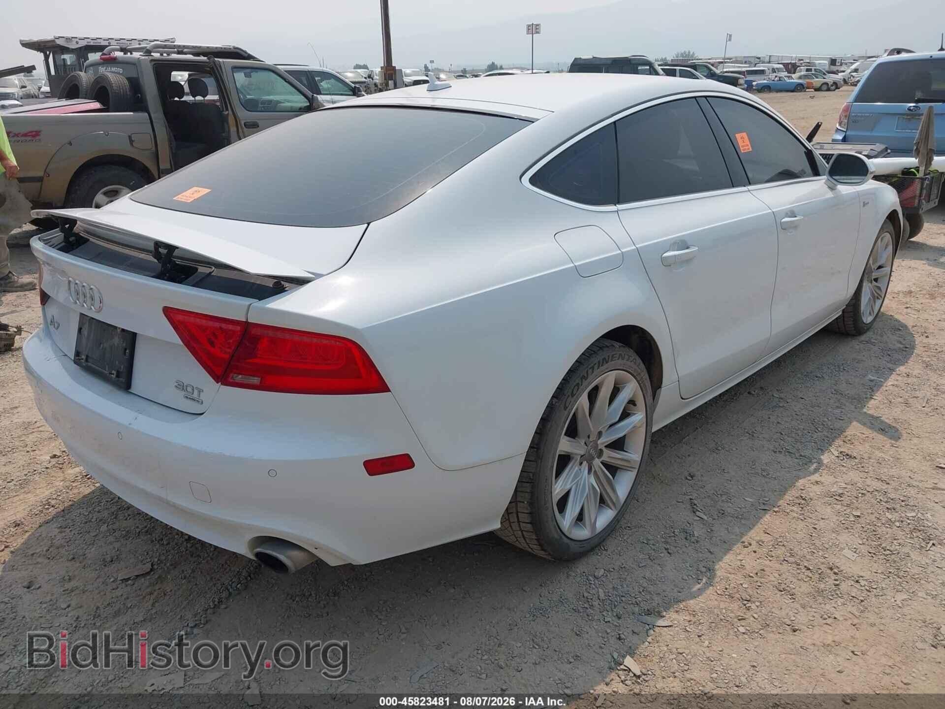 2013 AUDI A7 - VIN: WAUYGAFC2DN062091 - Фото 4