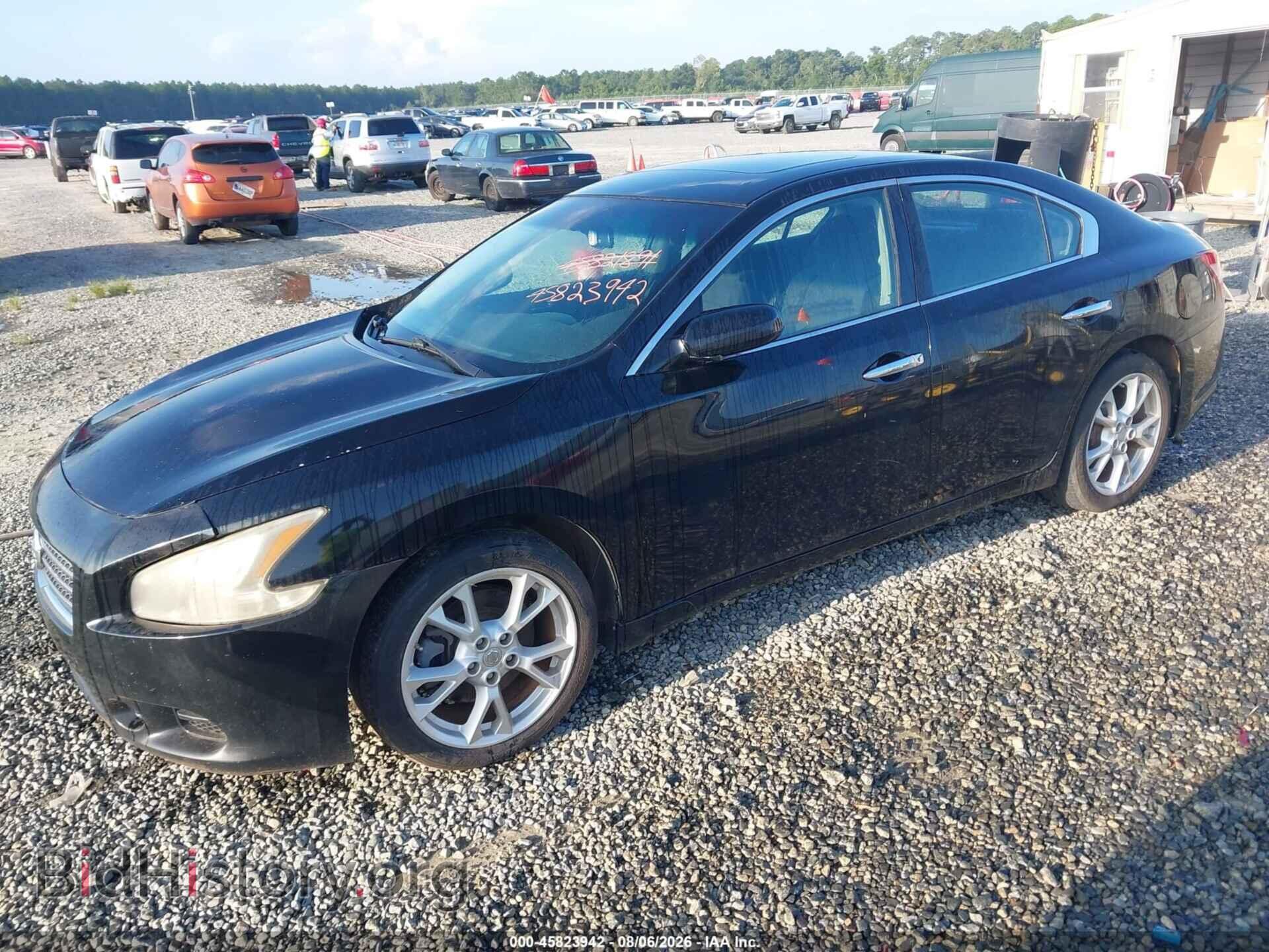 2011 NISSAN MAXIMA - VIN: 1N4AA5AP4BC862056 - Photo 2