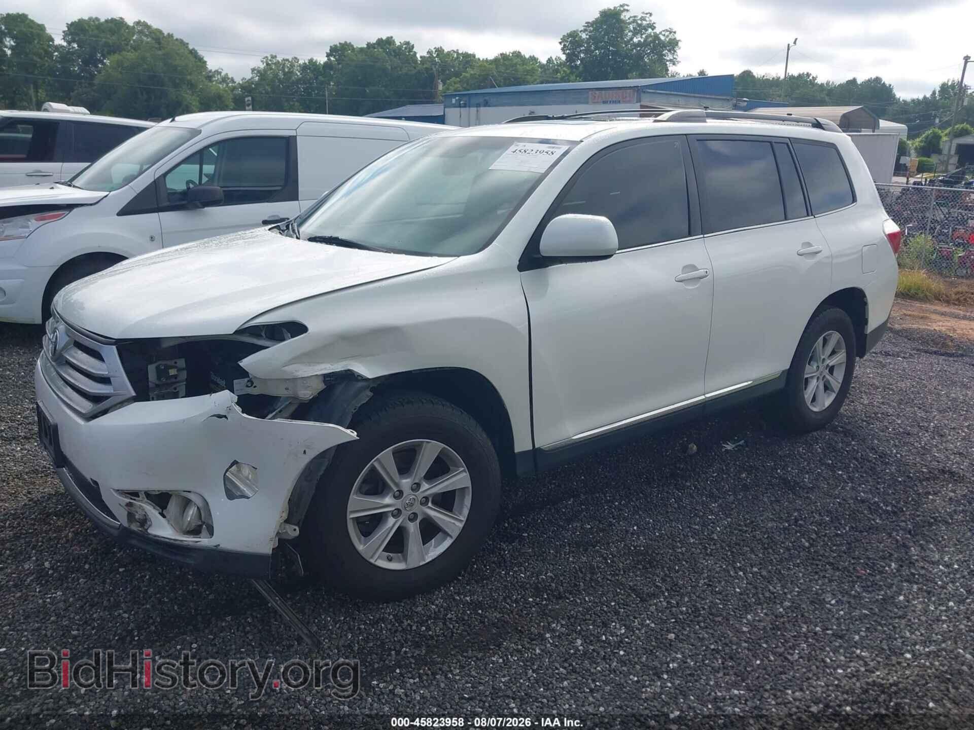2011 TOYOTA HIGHLANDER - VIN: 5TDBK3EH8BS067948 - Фото 2