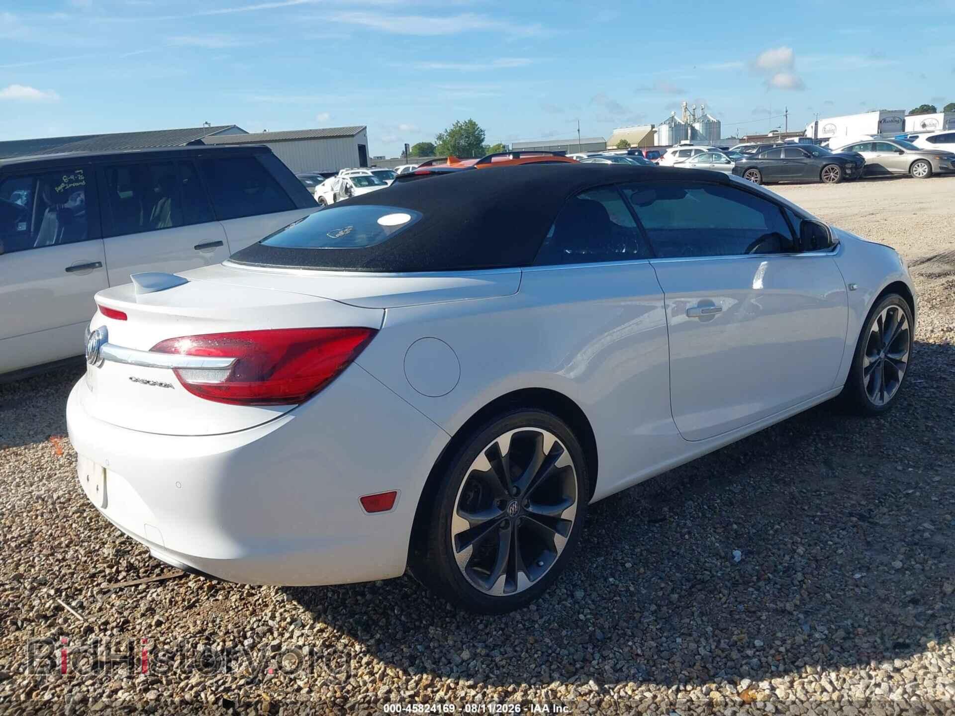 2018 BUICK CASCADA - VIN: W04WH3N58JG041990 - Photo 4
