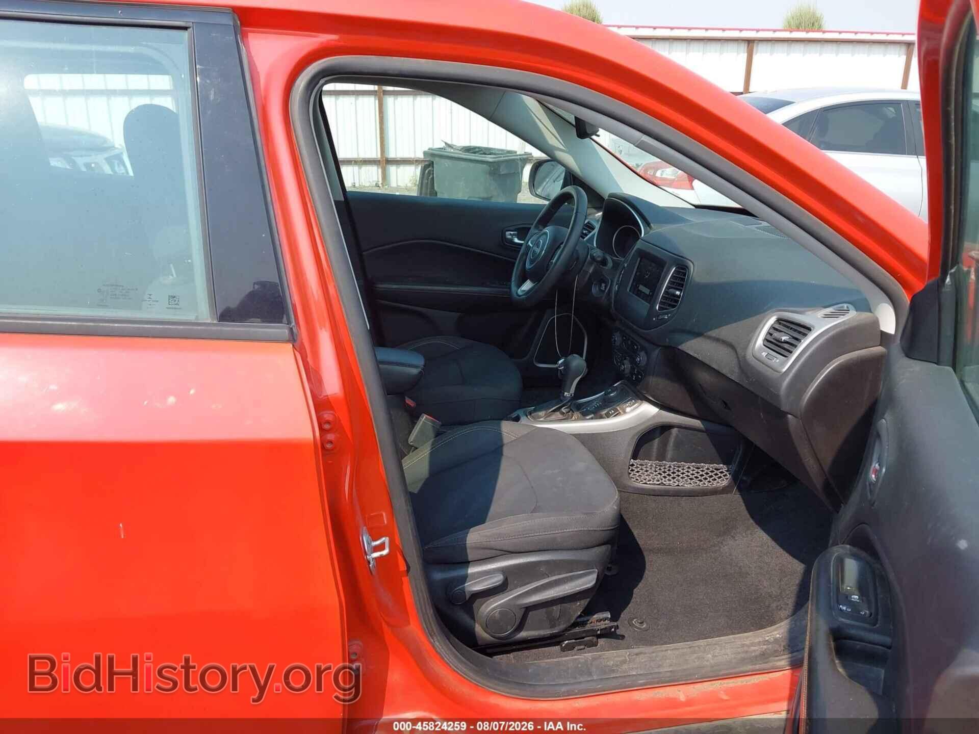 2019 JEEP COMPASS - VIN: 3C4NJDAB3KT767552 - Фото 5