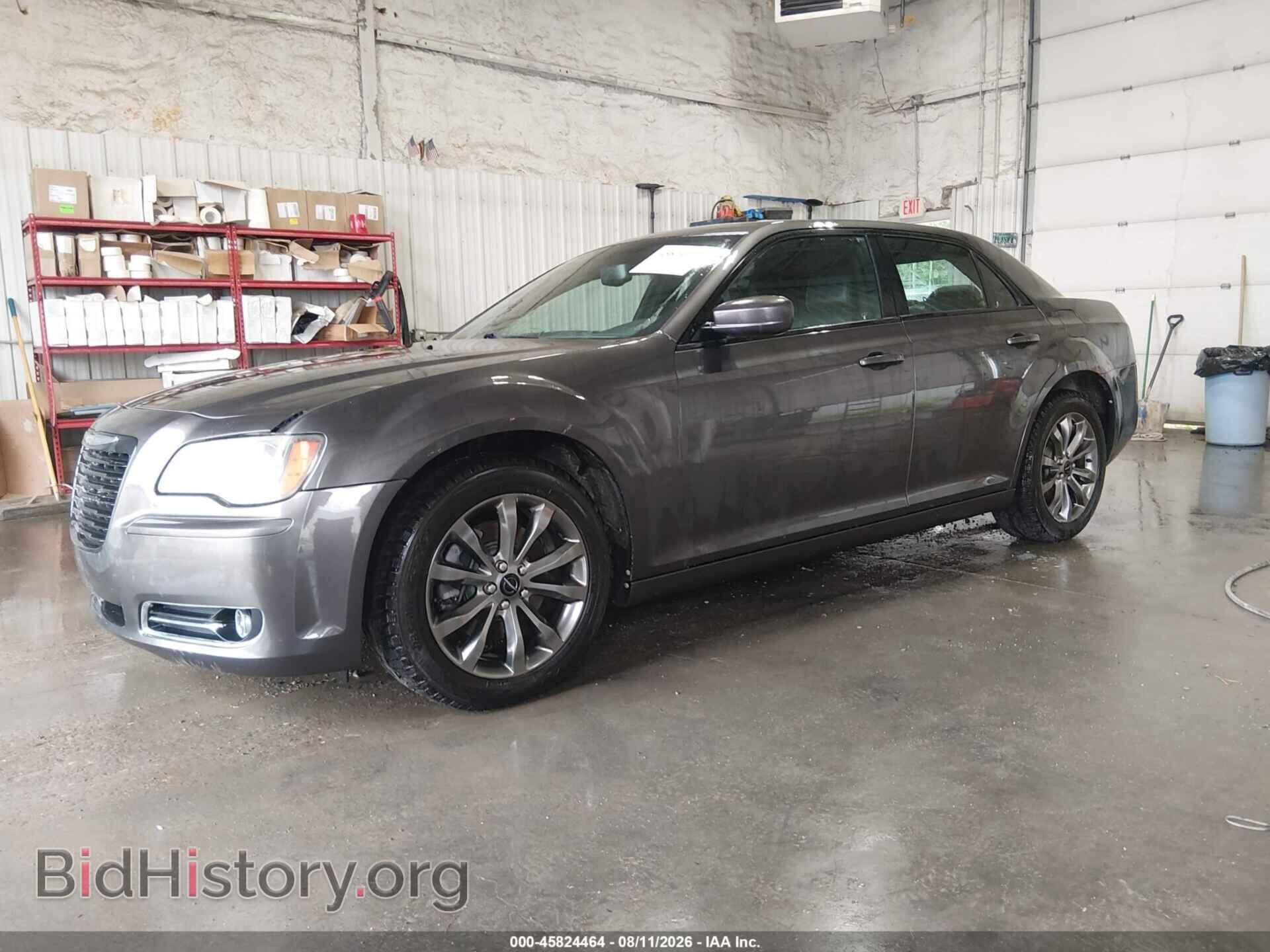2014 CHRYSLER 300 - VIN: 2C3CCAGG2EH361606 - Photo 2