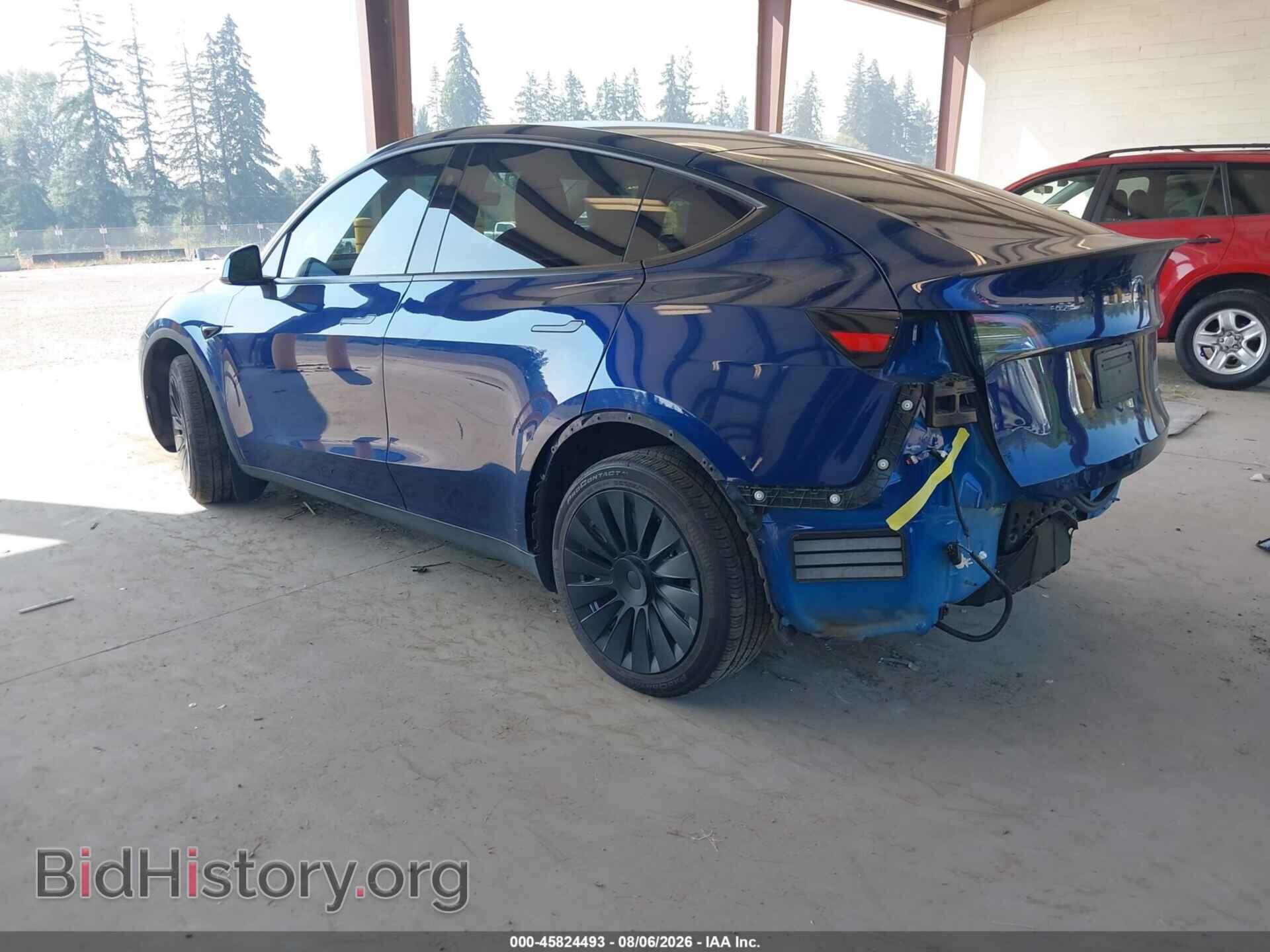 2024 TESLA MODEL Y - VIN: 7SAYGDEE5RF007733 - Фото 3