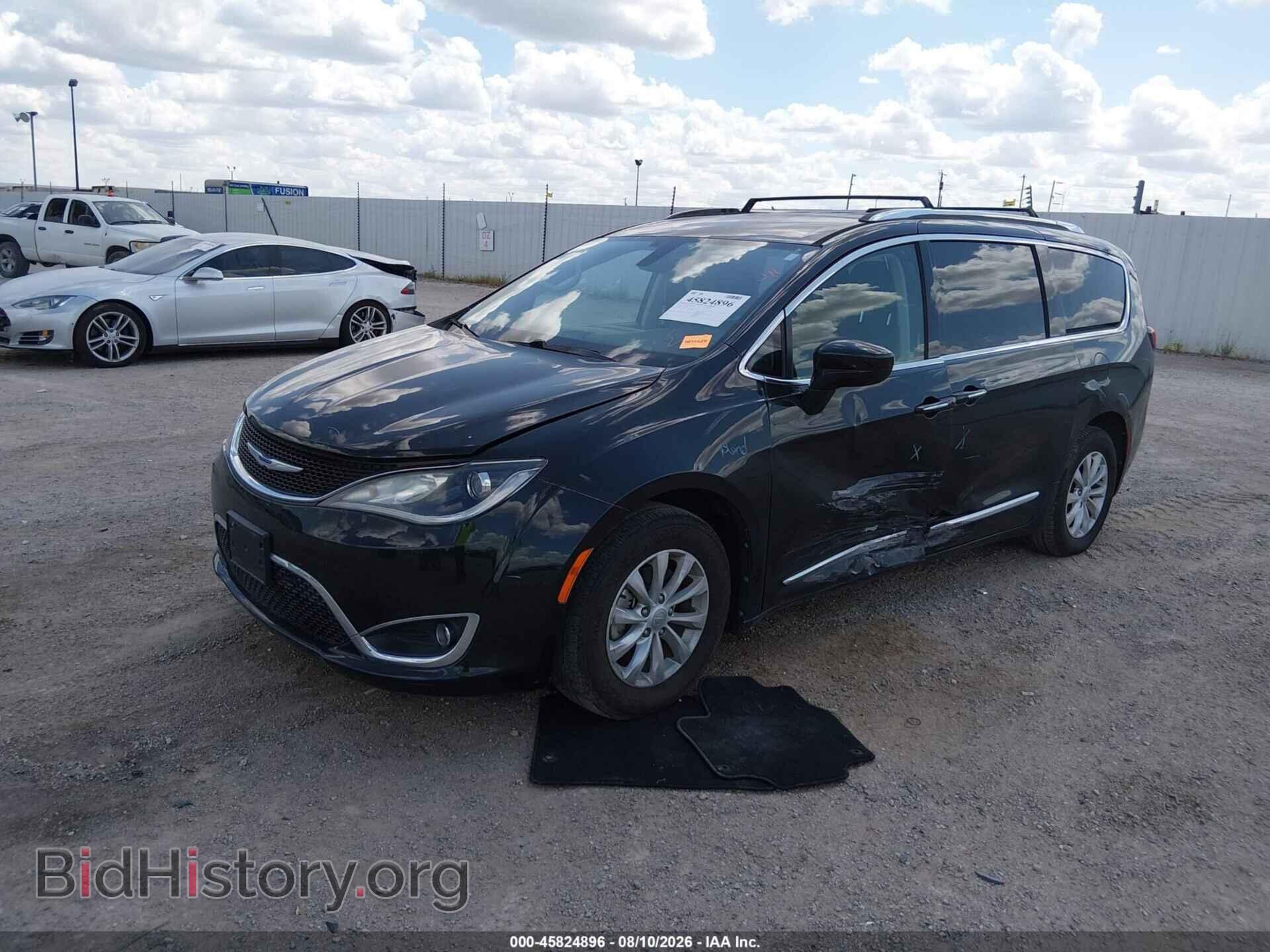 2019 CHRYSLER PACIFICA - VIN: 2C4RC1BG3KR625404 - Фото 2