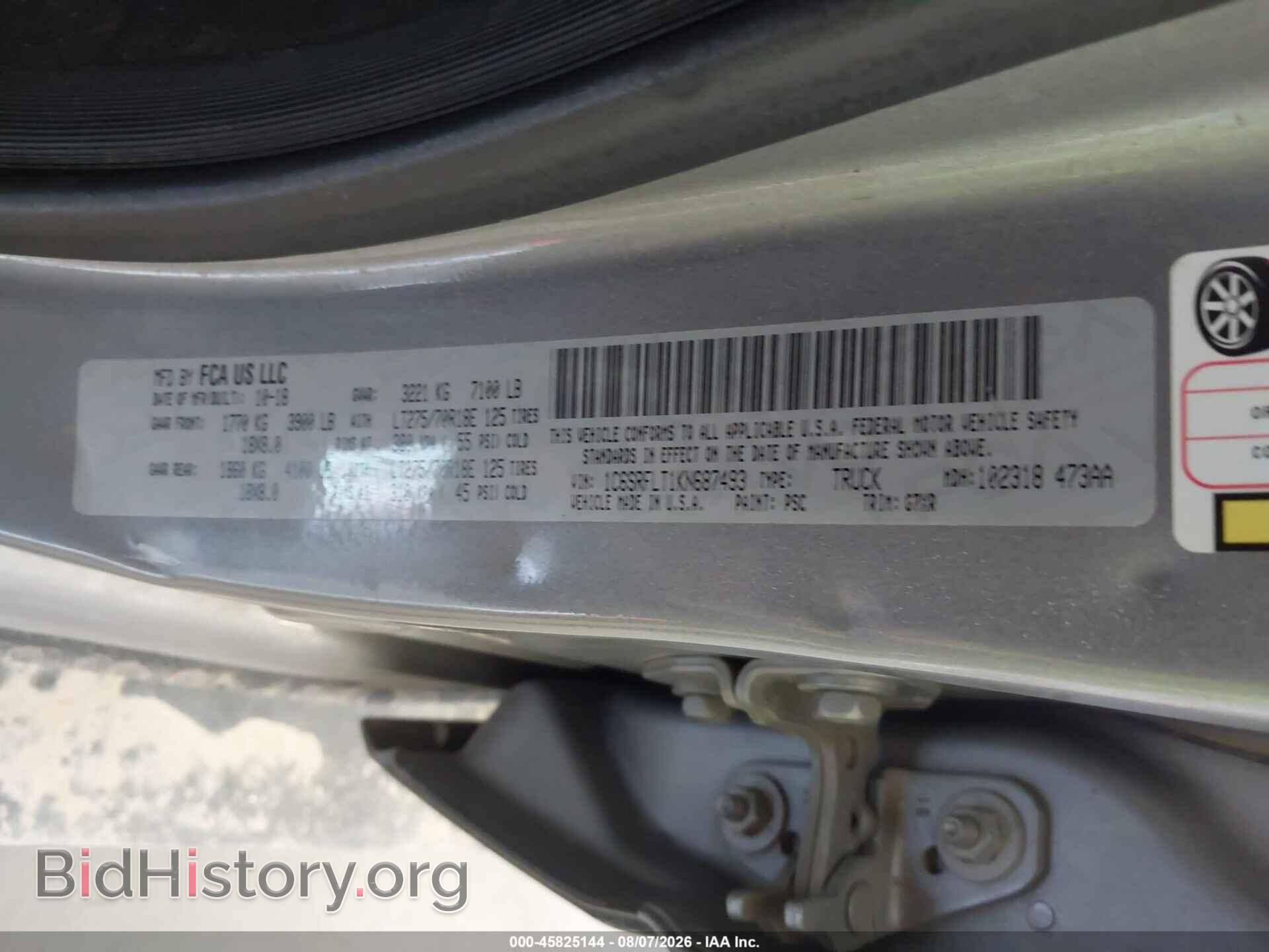 2019 RAM 1500 - VIN: 1C6SRFLT1KN687493 - Фото 9