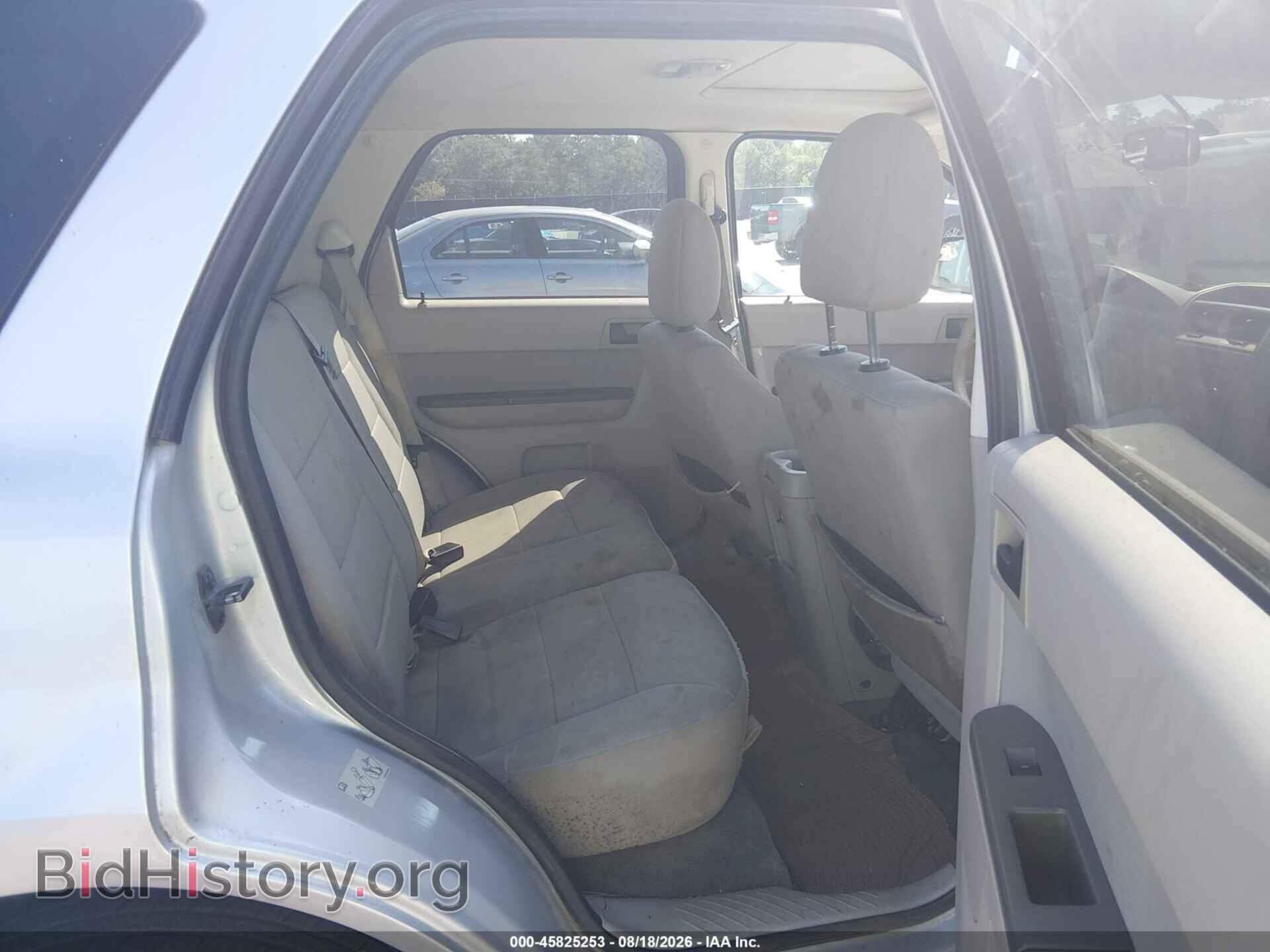 2012 FORD ESCAPE - VIN: 1FMCU0D77CKA03930 - Photo 8