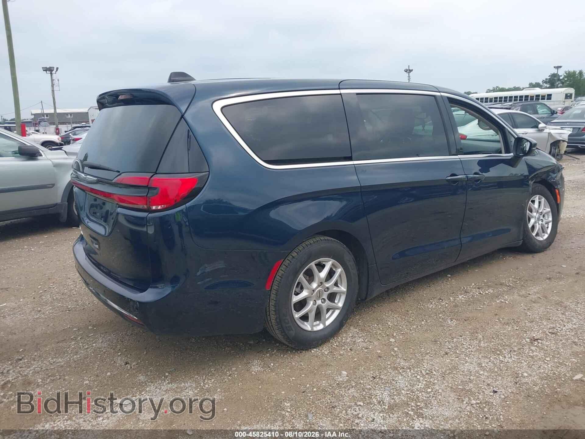 2023 Chrysler PACIFICA (VIN 2C4RC1BG5PR631888) — фото 4 из 16