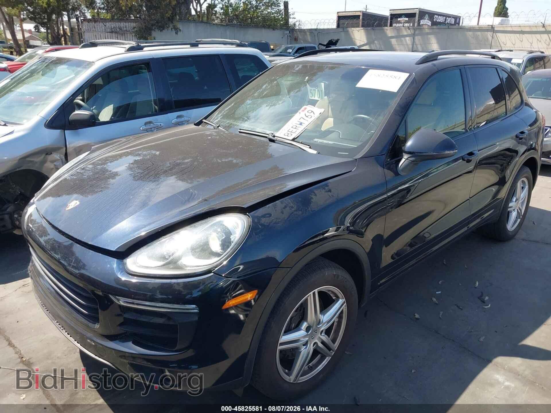 2017 PORSCHE CAYENNE - VIN: WP1AA2A26HKA91772 - Фото 2