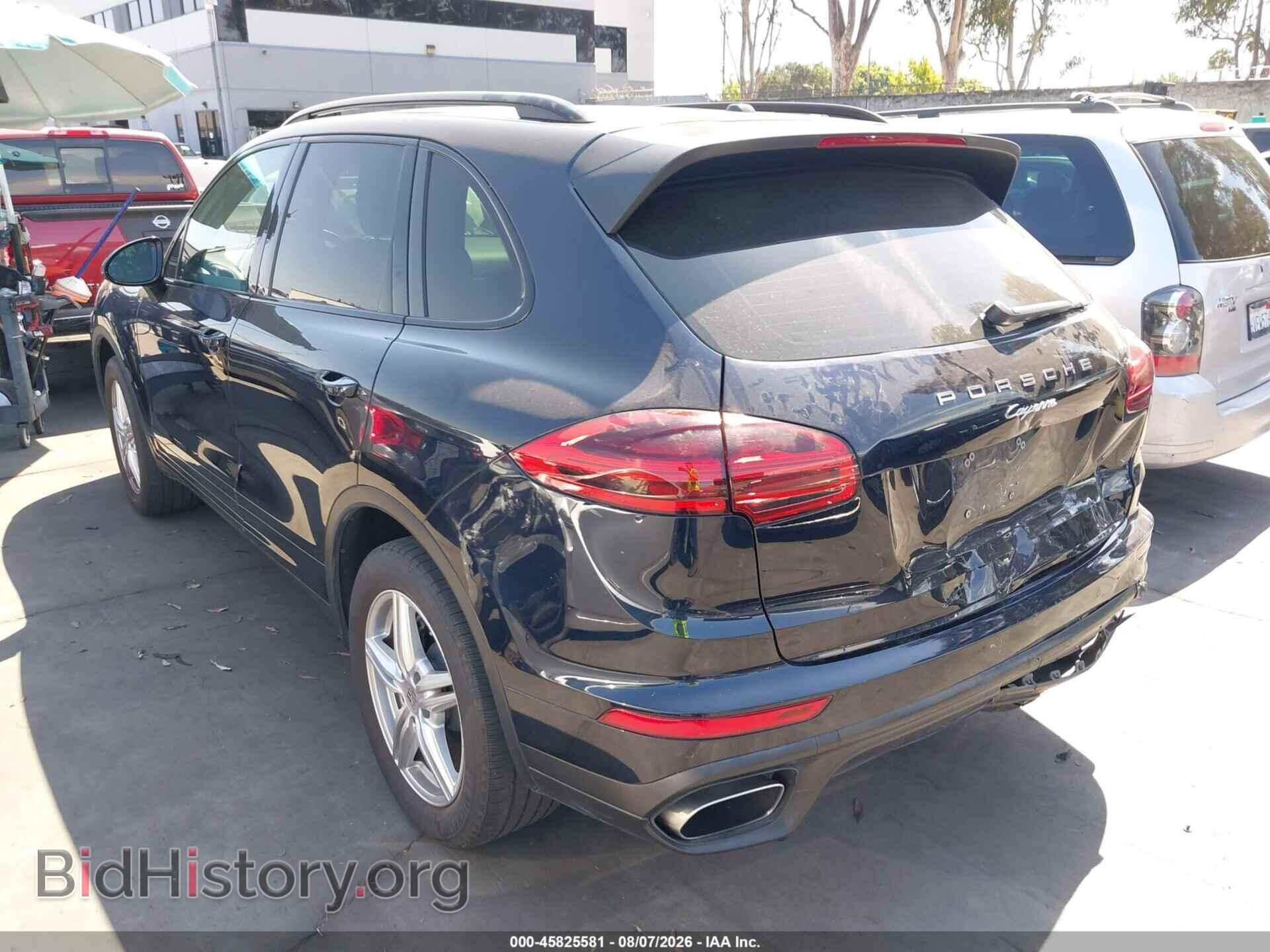 2017 PORSCHE CAYENNE - VIN: WP1AA2A26HKA91772 - Фото 3