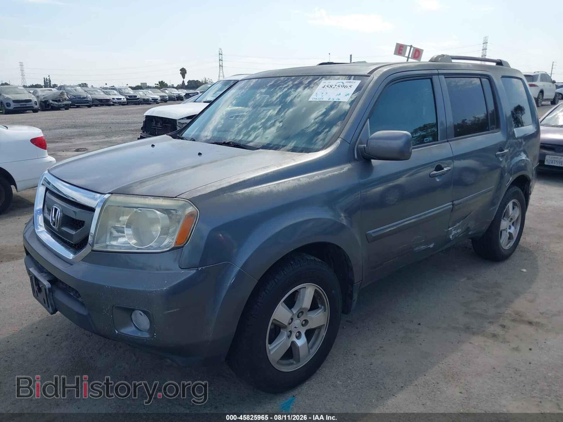 2011 Honda PILOT (VIN 5FNYF3H71BB018290) — photo 2 of 16