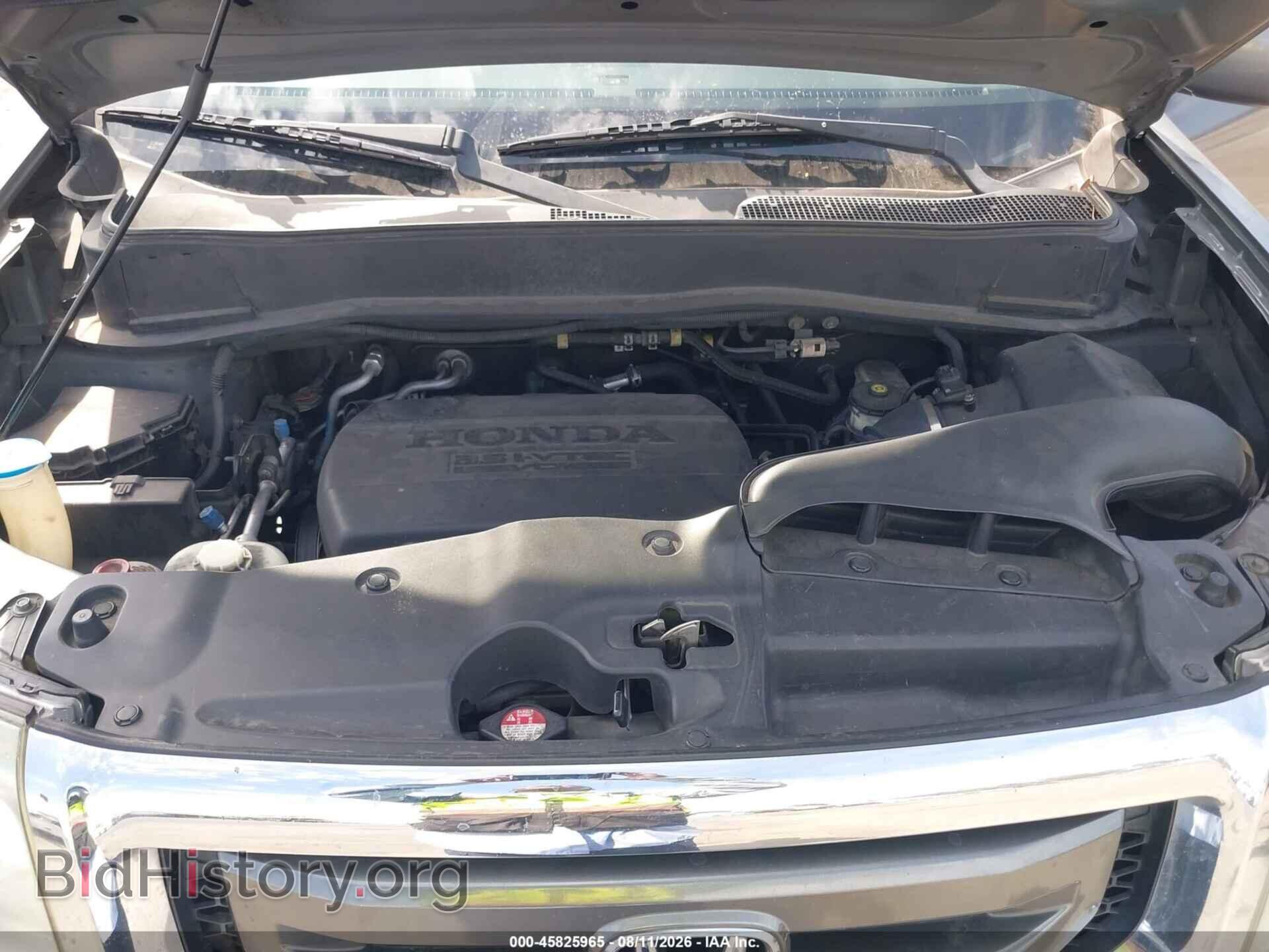 2011 Honda PILOT (VIN 5FNYF3H71BB018290) — photo 10 of 16