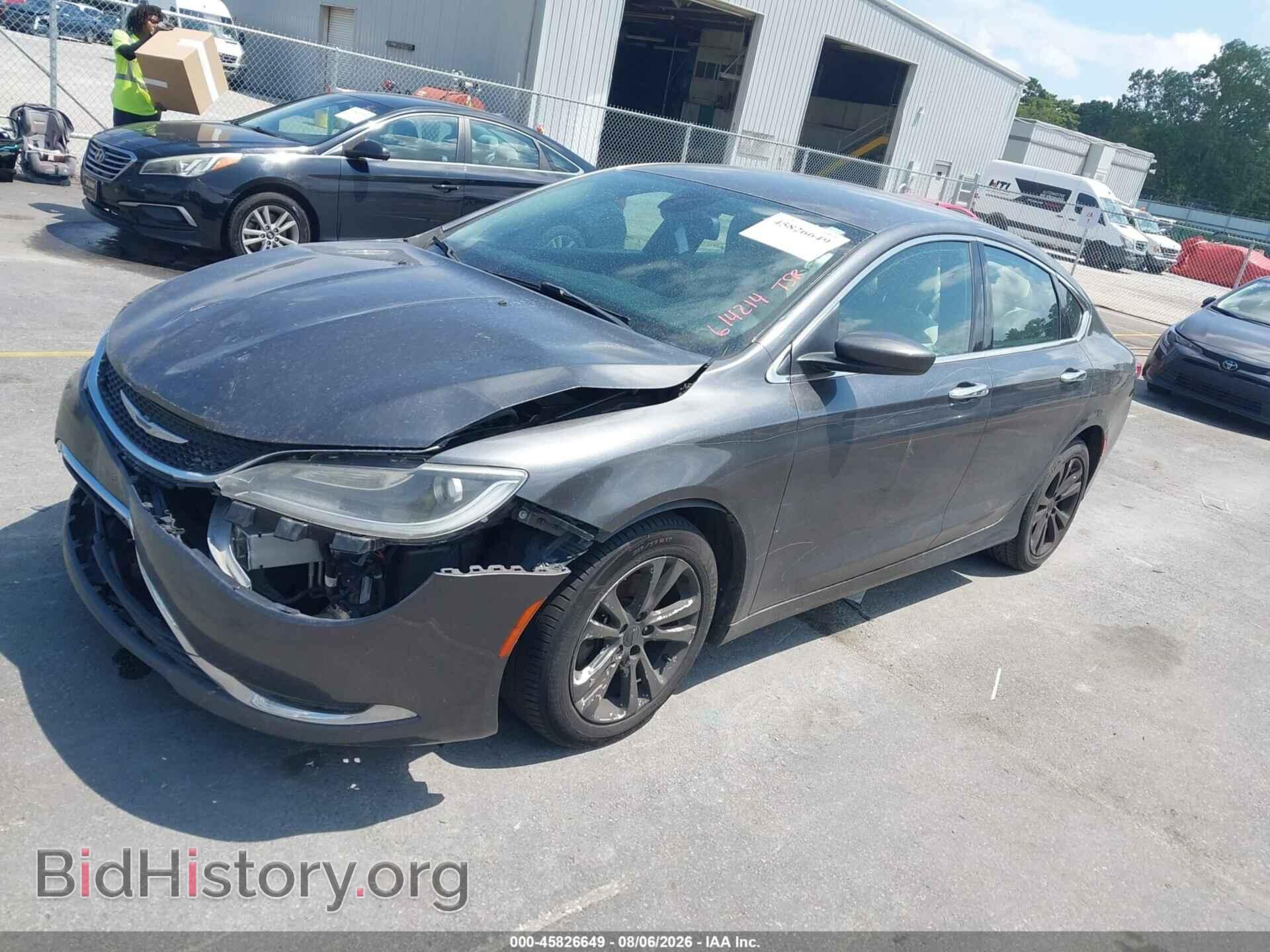 2015 CHRYSLER 200 - VIN: 1C3CCCAB0FN614214 - Фото 2