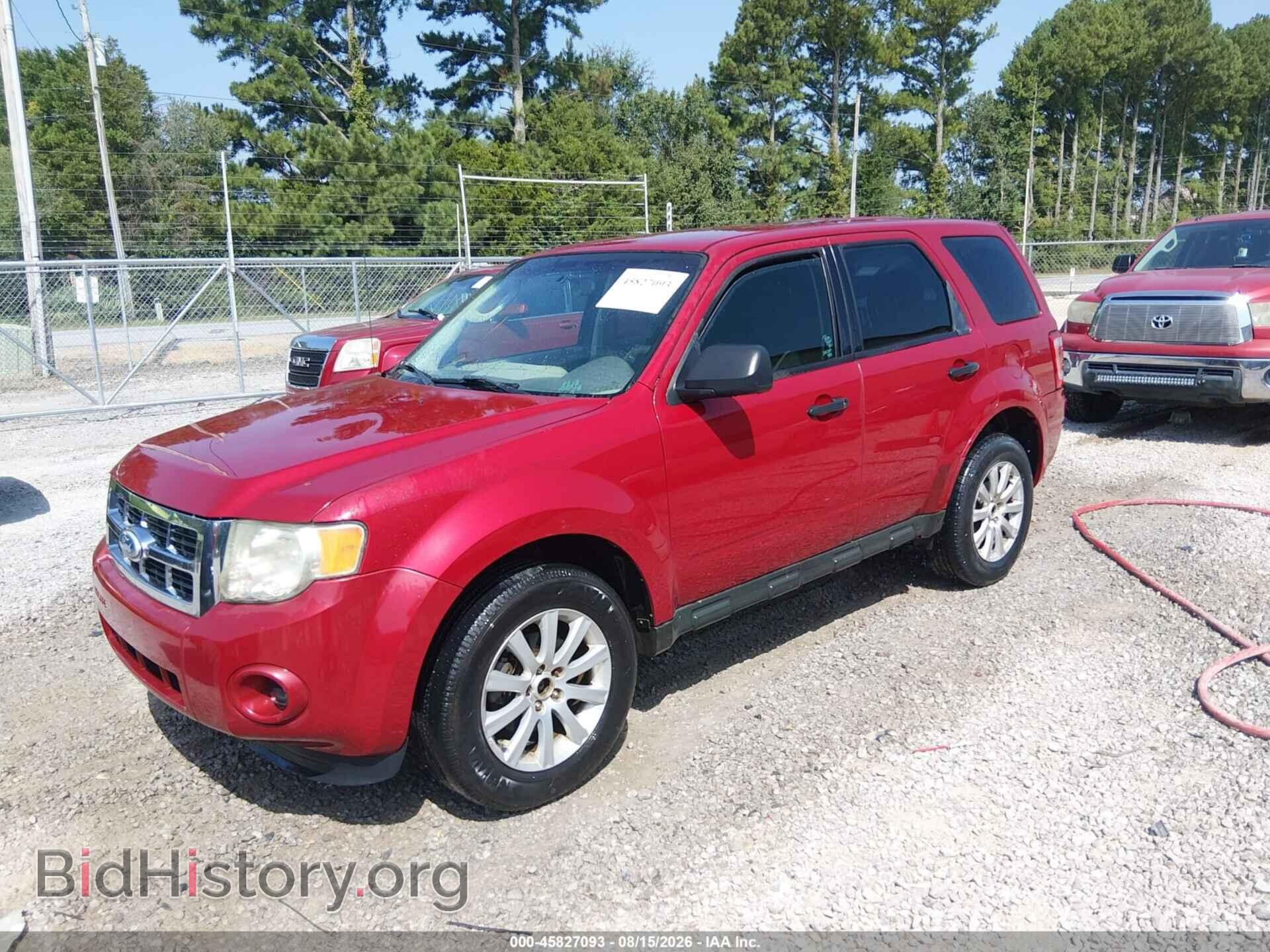 2011 FORD ESCAPE - VIN: 1FMCU0C76BKA33016 - Photo 2