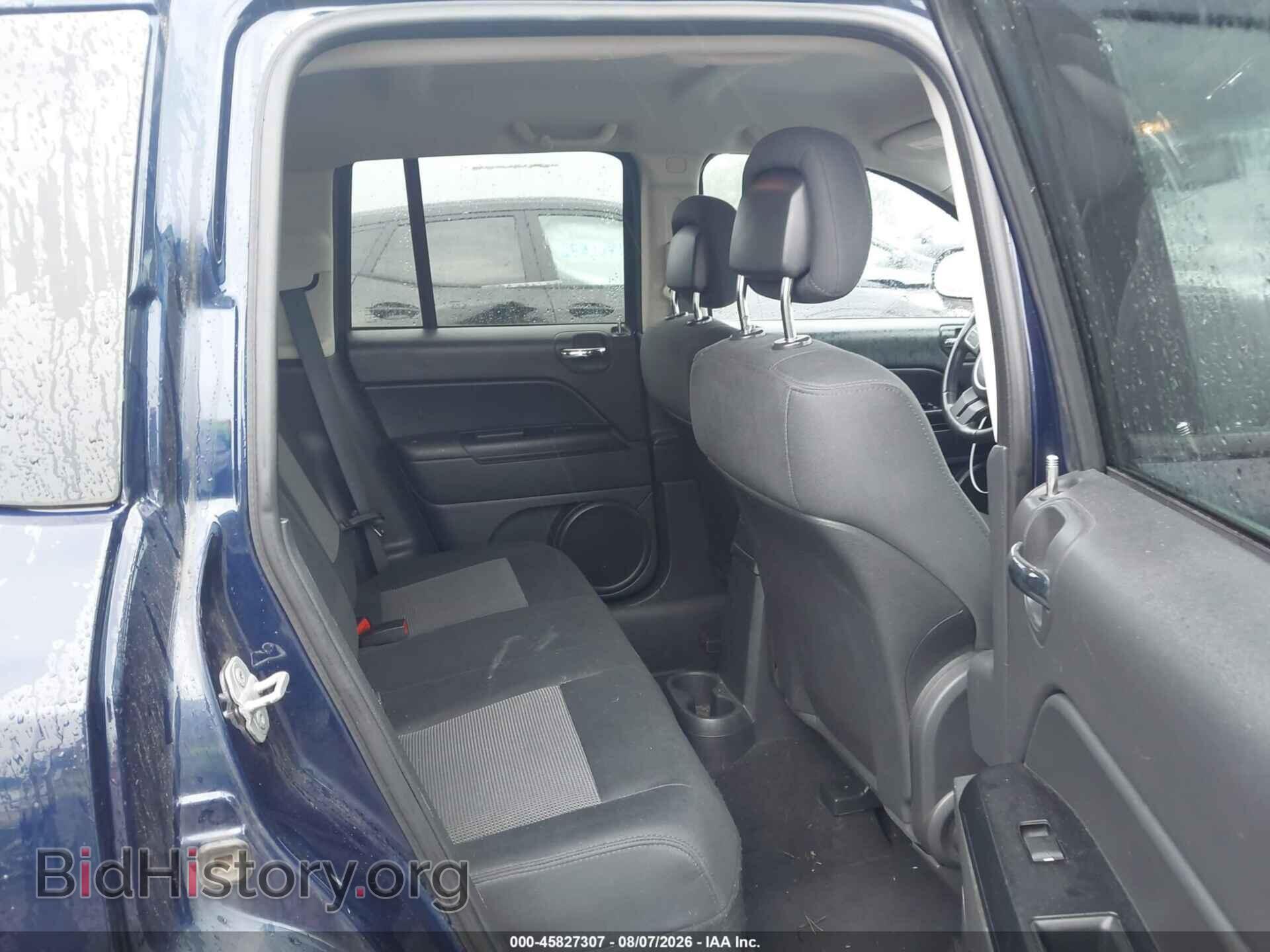 2012 JEEP COMPASS - VIN: 1C4NJDEB9CD588191 - Photo 8